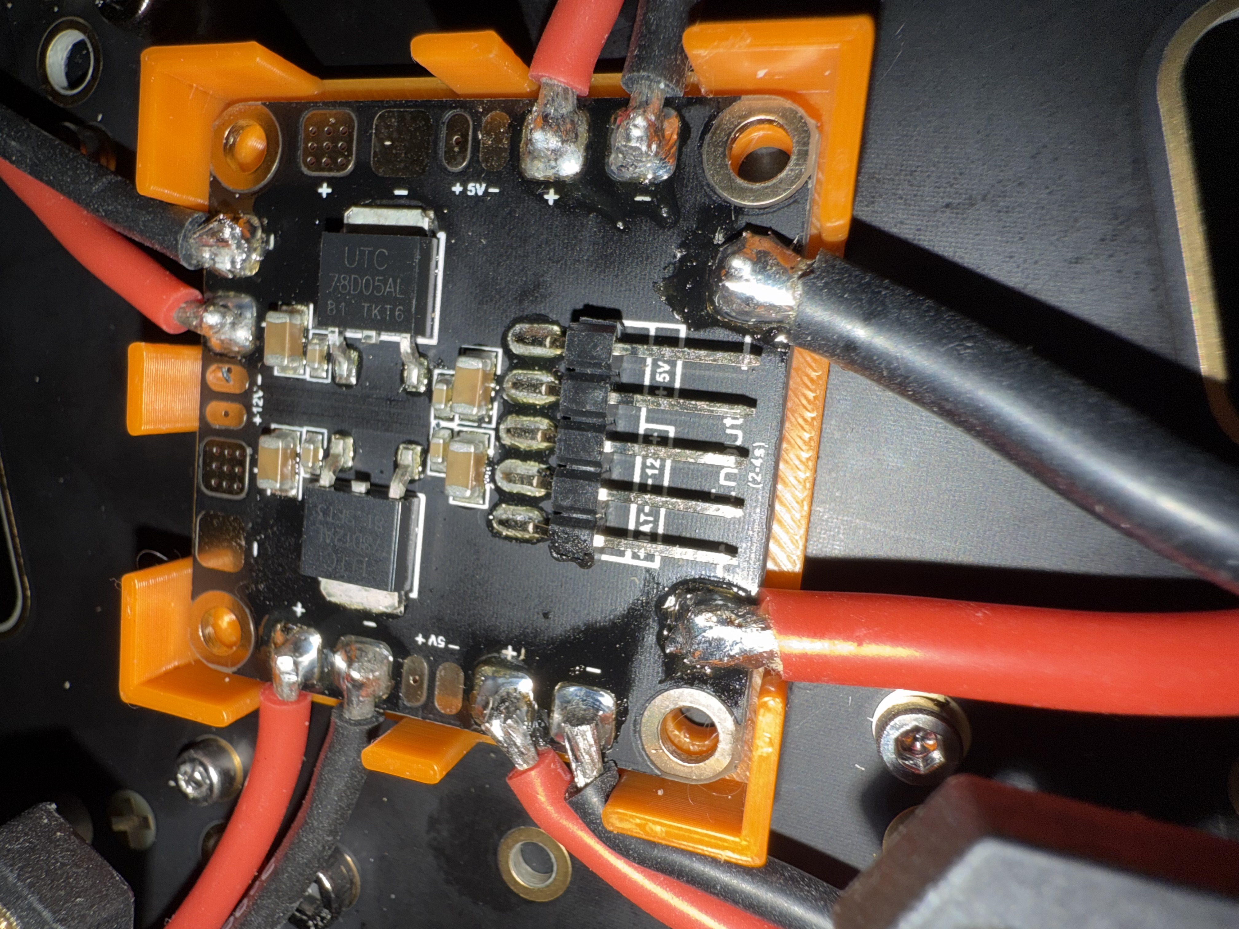 Power Distribution cover — miniatura 2