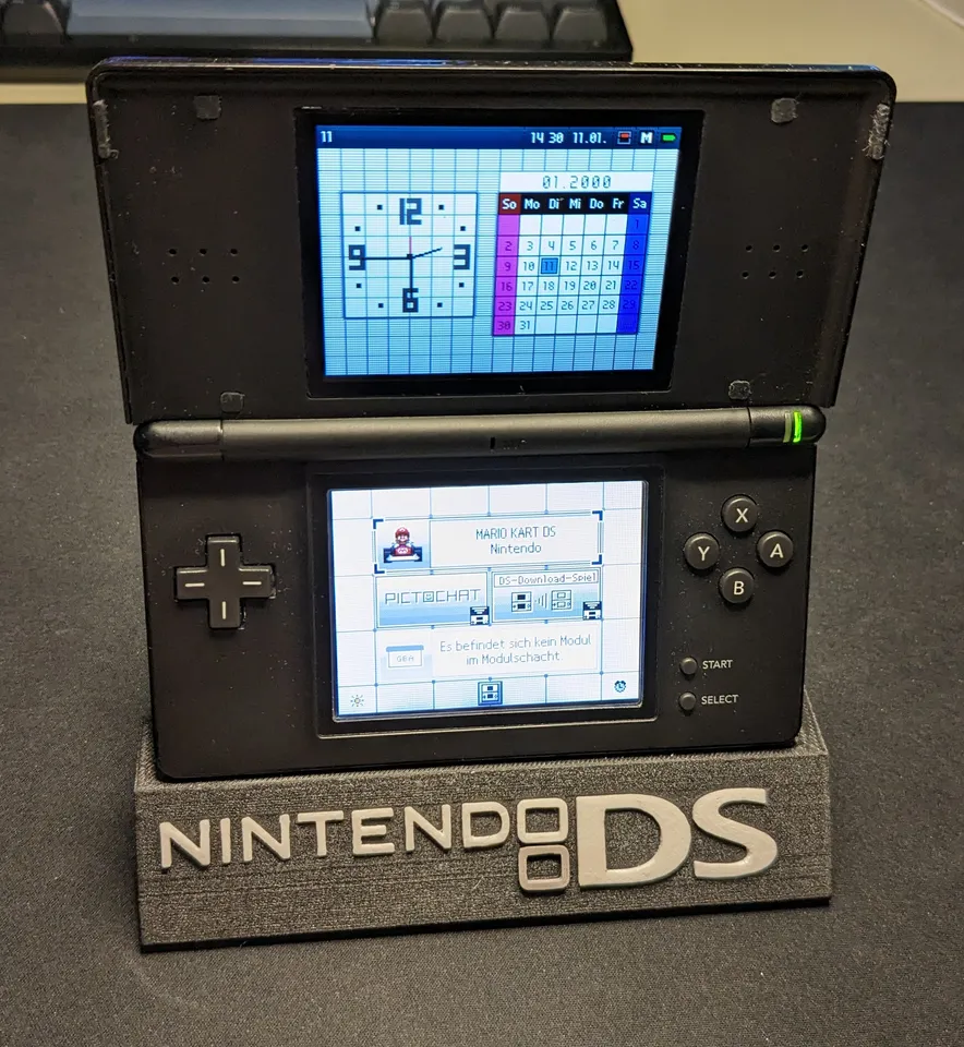 File:Nintendo DSi.png - Wikimedia Commons