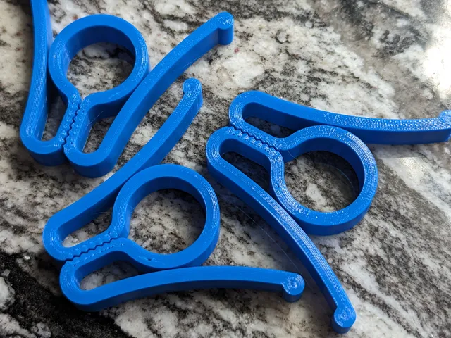 Minimalist Clothespin Chip-Clip v2