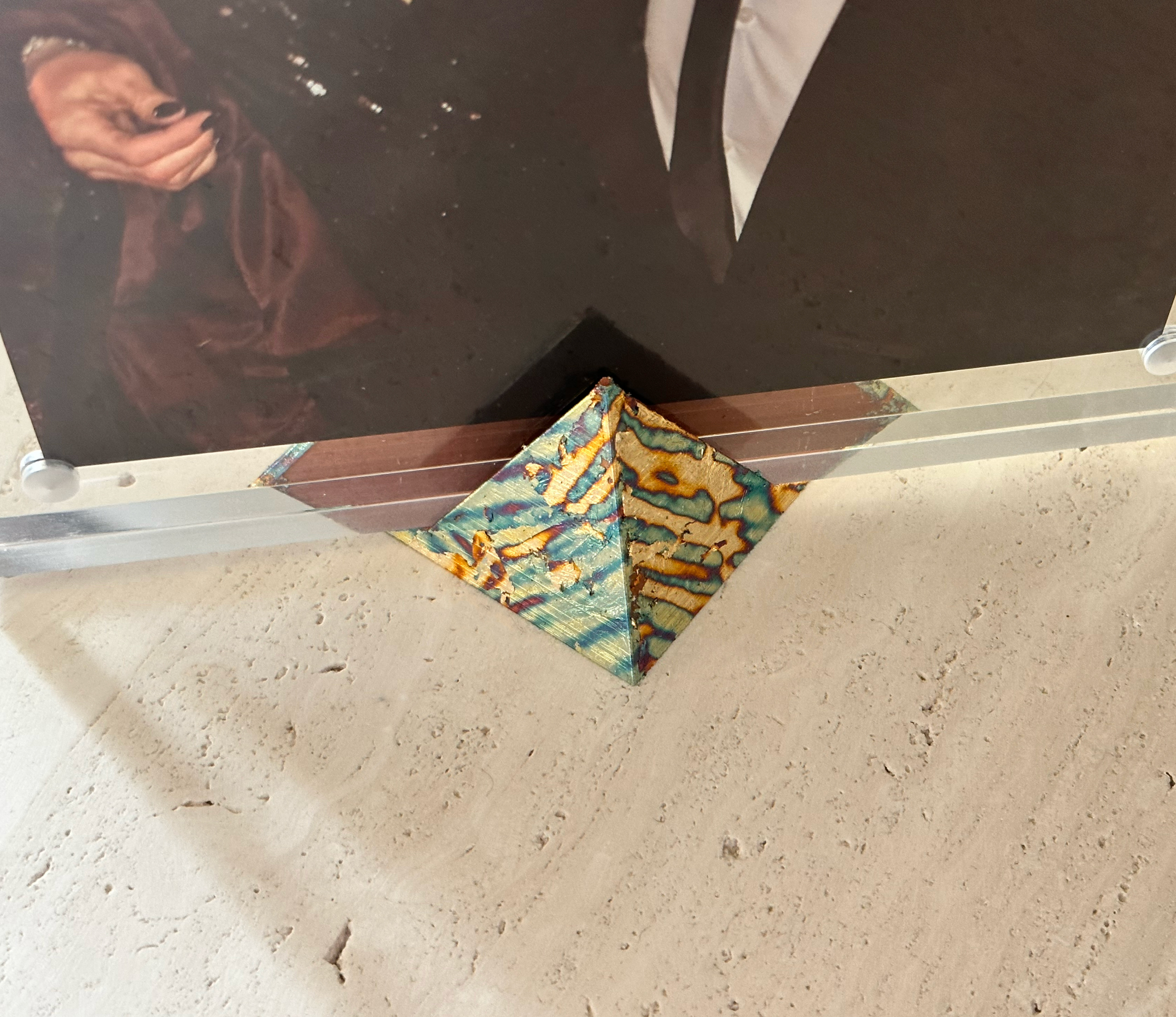Pyramid Picture Frame Holder / Stand by labemolon, Download free STL model