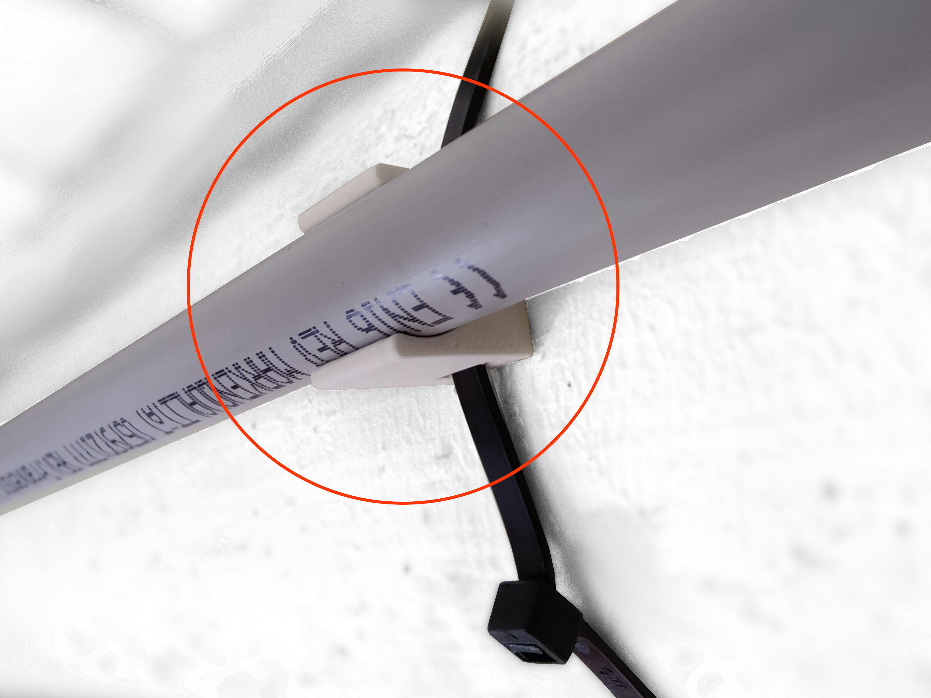 16mm Pipe Clip to Ziptie | 16mm Kabelrohr Clip für Kabelbinder