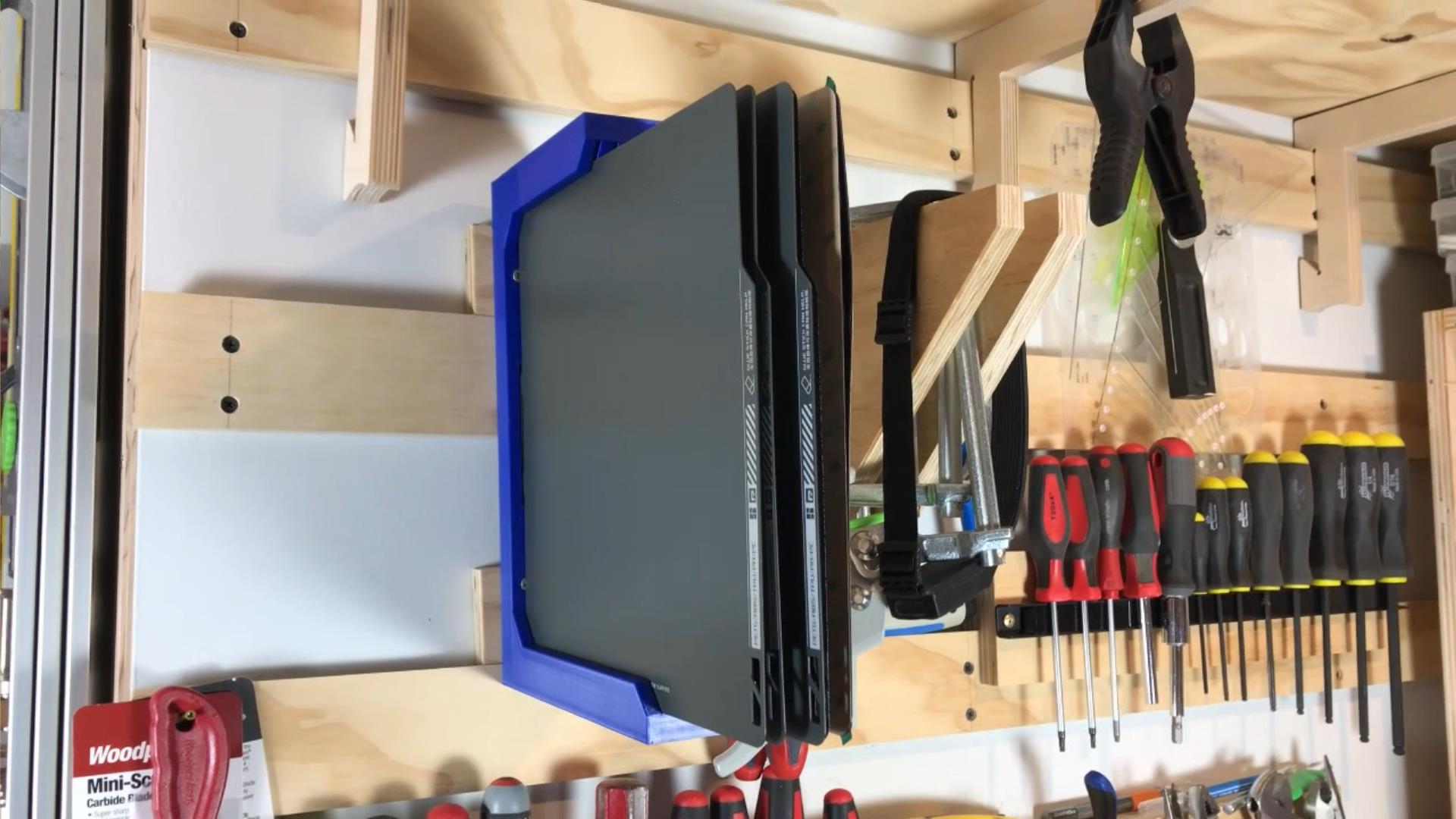 Bambu Lab Build Plate Wall-Mounted Holder