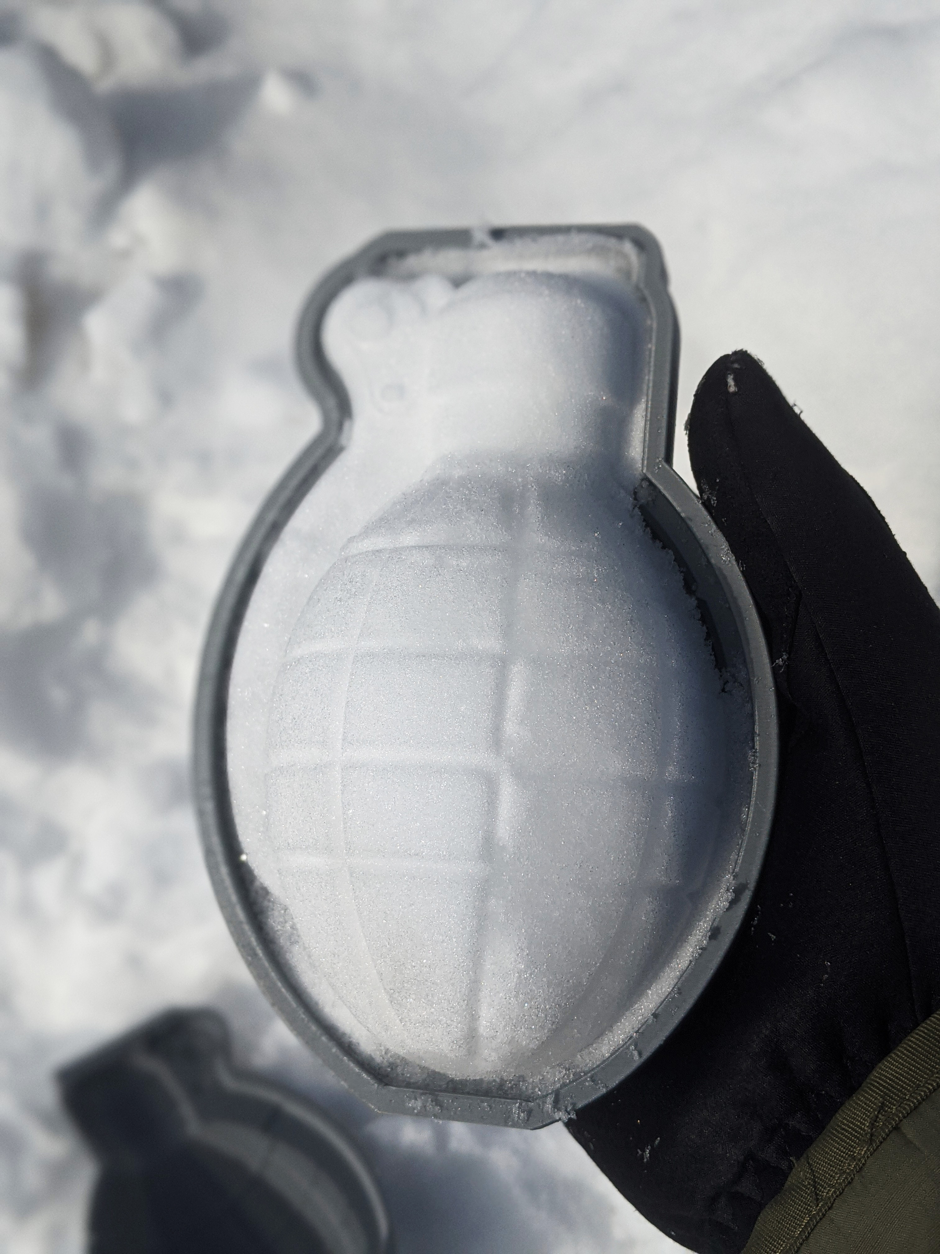Snowball Grenade Maker