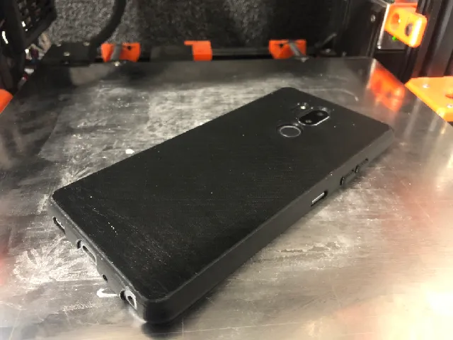 LG G7 Thinq Hard Case with buttons and expanded headphone jack hole