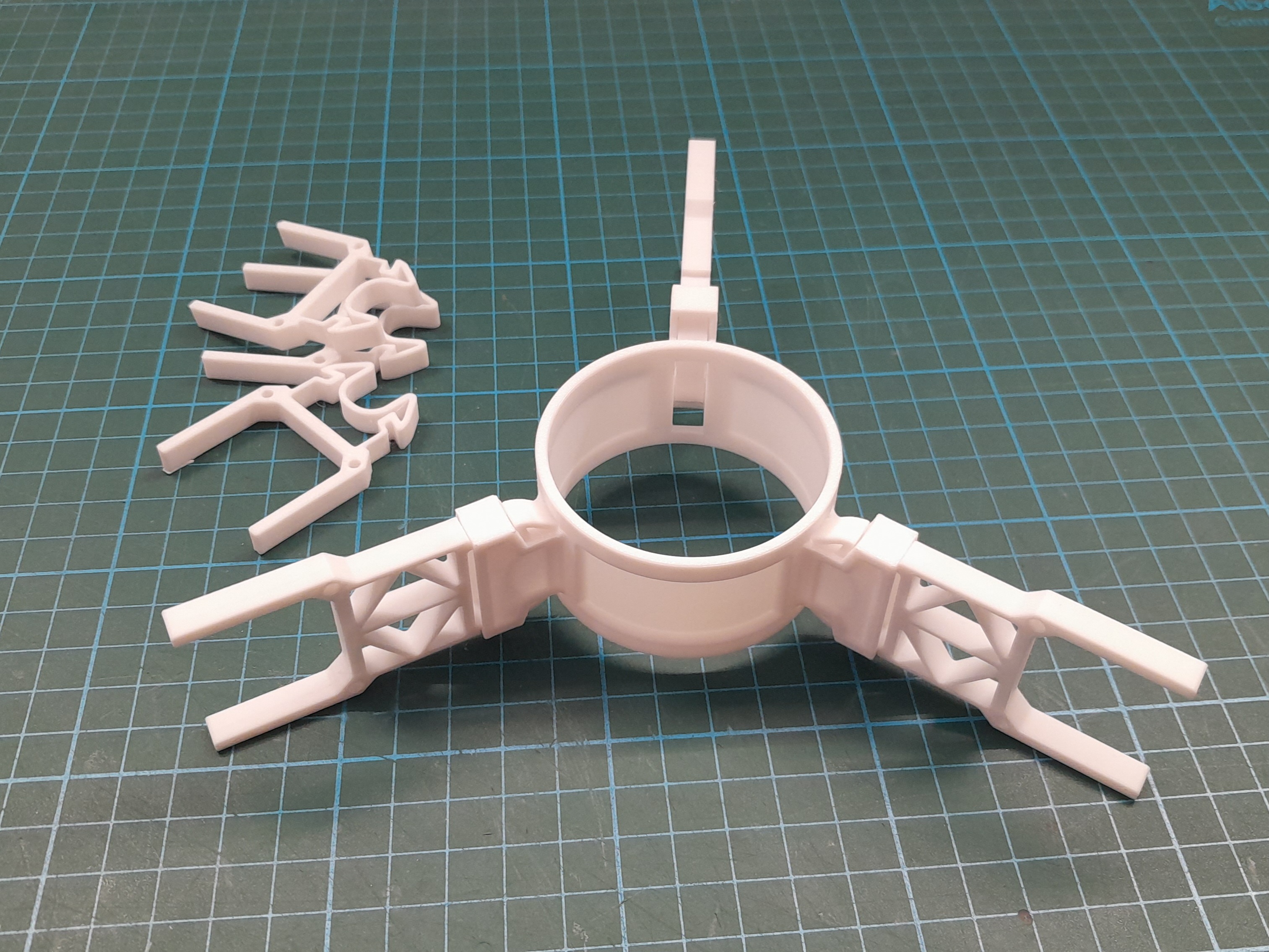 Miniatura 2 do modelo 3D Sample Filament Mini Spool