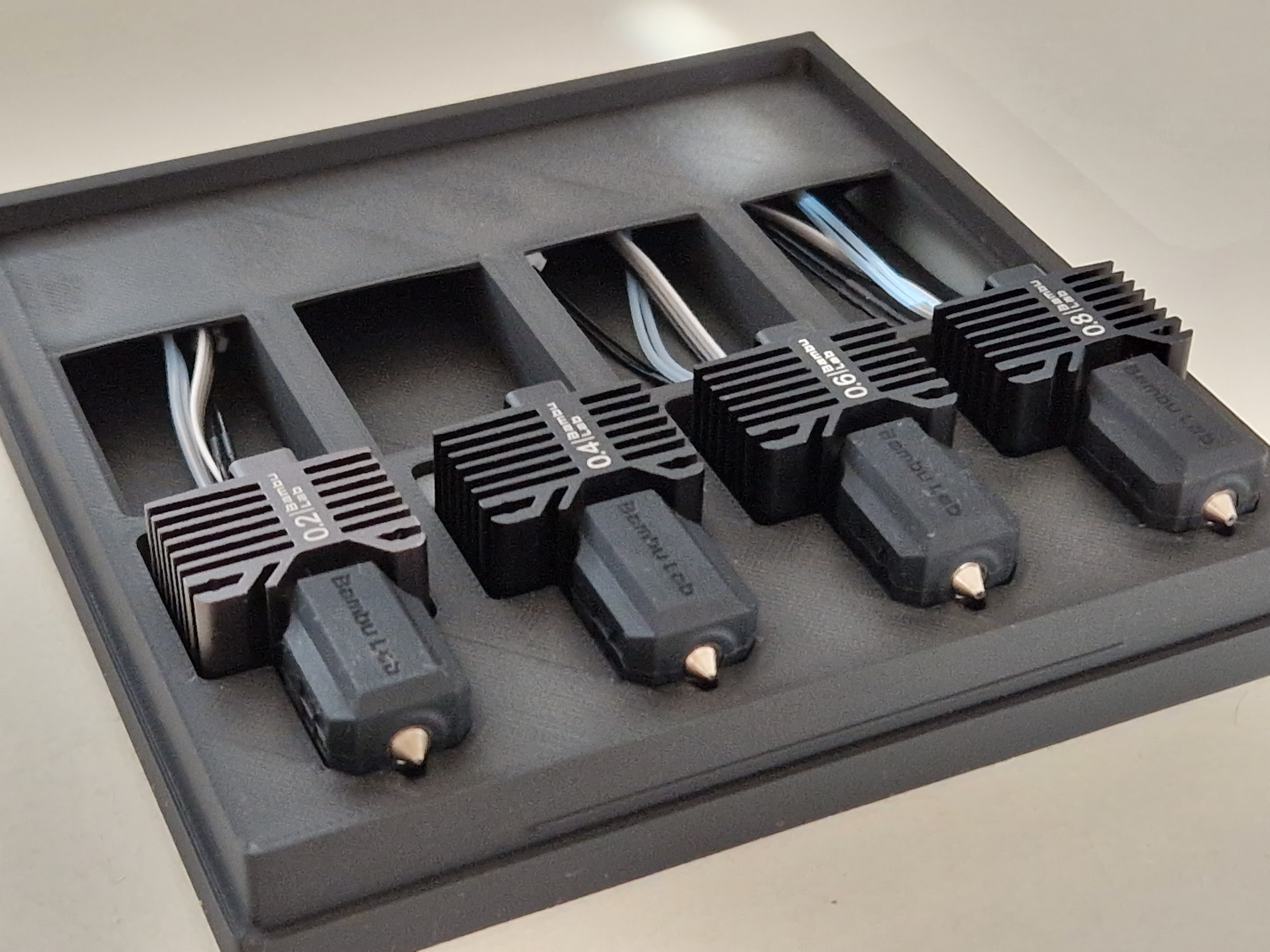 Fanless Hotends Inlay for Bambu Hotends Box with different Trays 3D model thumbnail