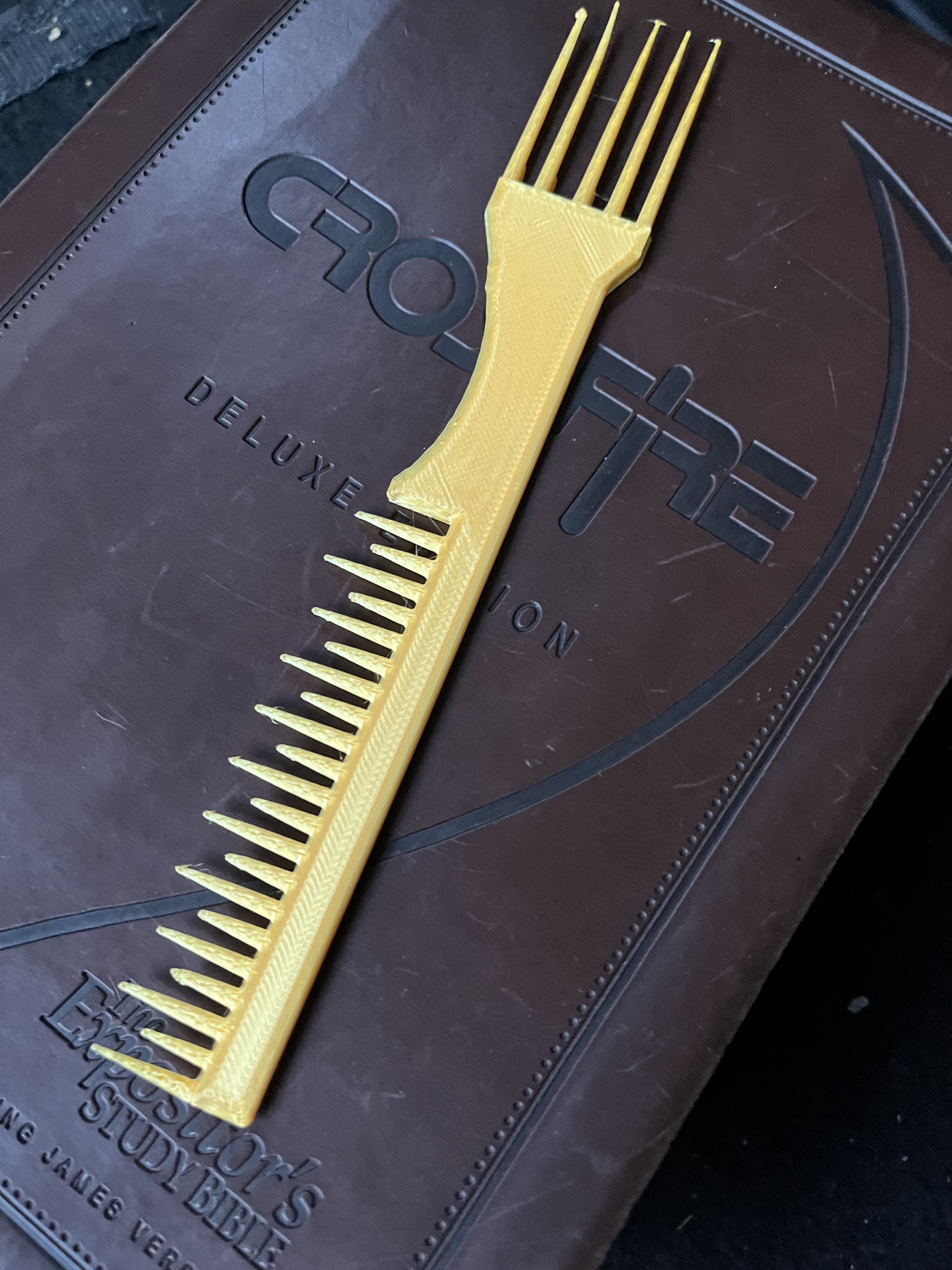 Miniatura 4 do modelo 3D Replacement Goody comb