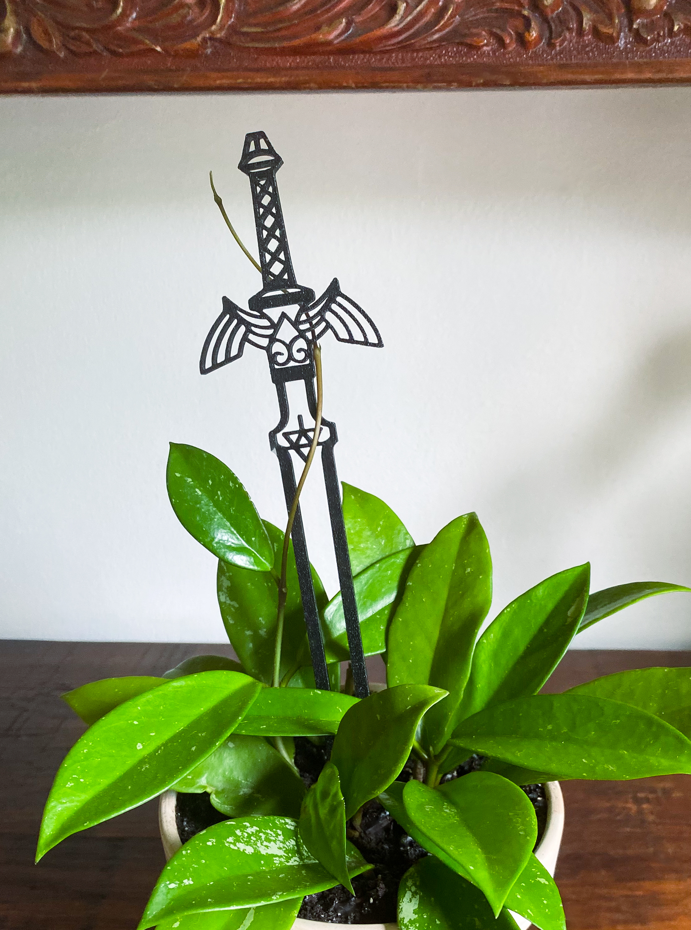 LoZ Master Sword Plant Trellis