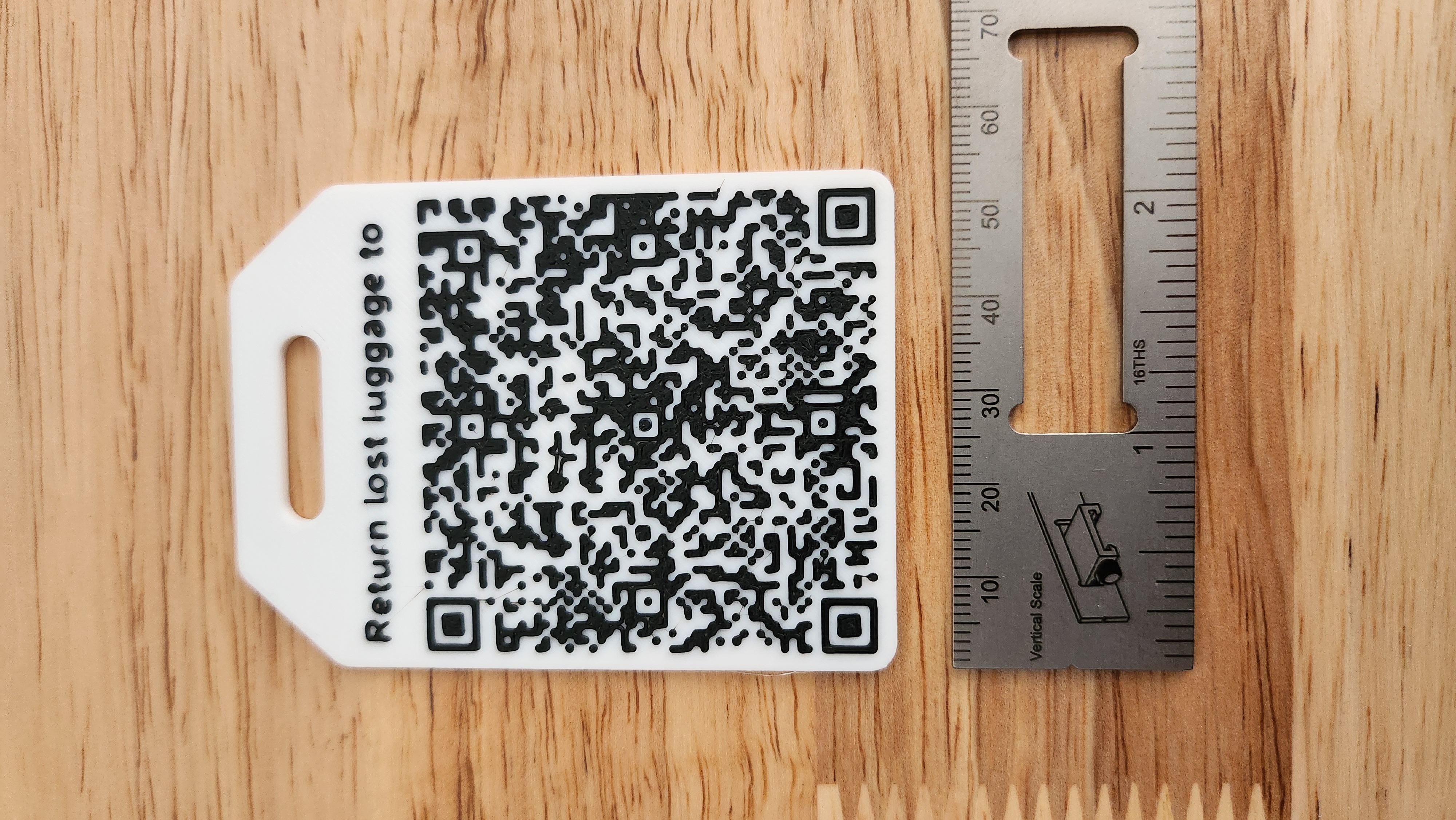 Small QR luggage tag (up to 119 characters) OpenSCAD