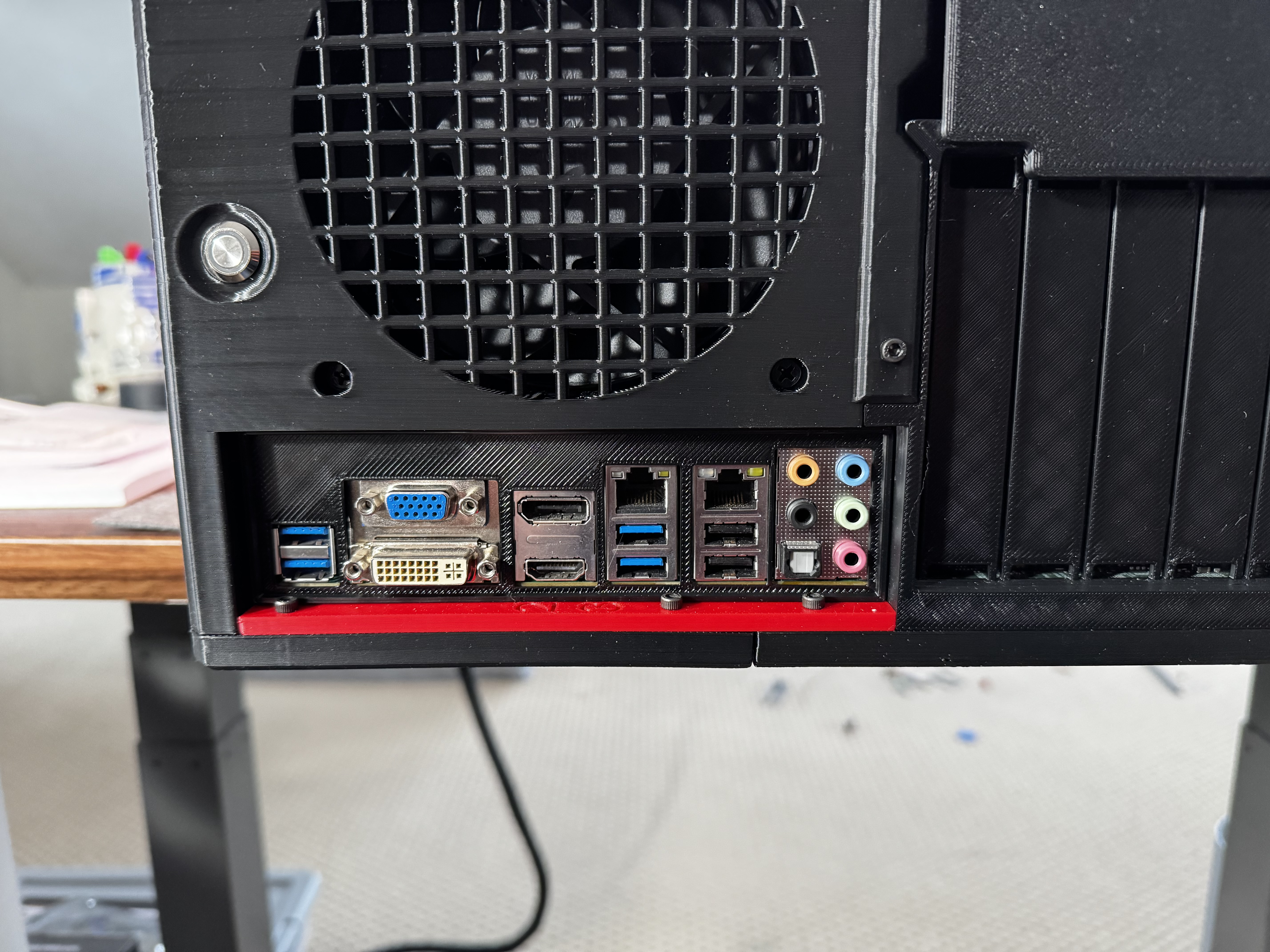 IO shield SuperMicro X11SAE-F