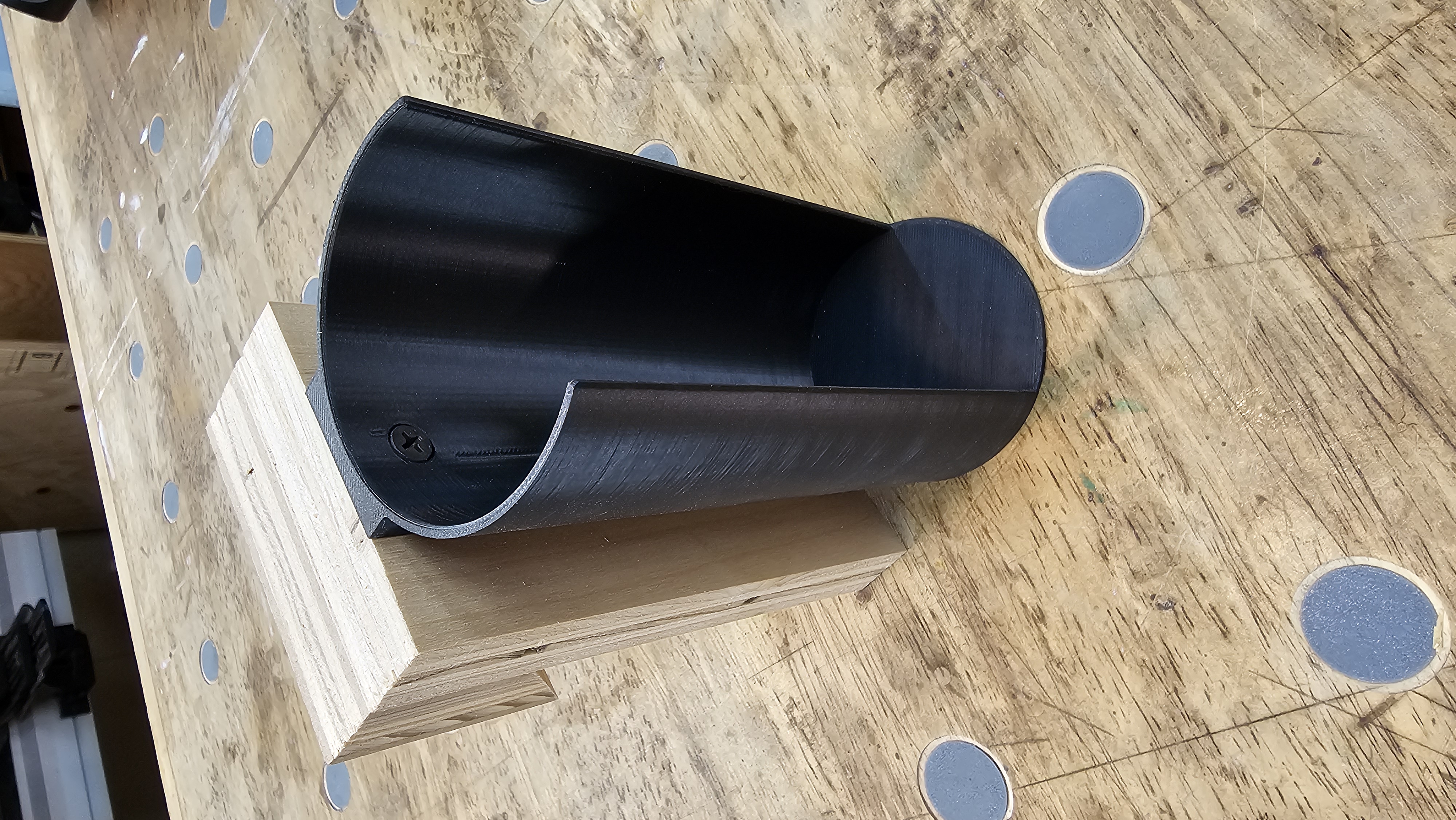 Bench Cookie Holder