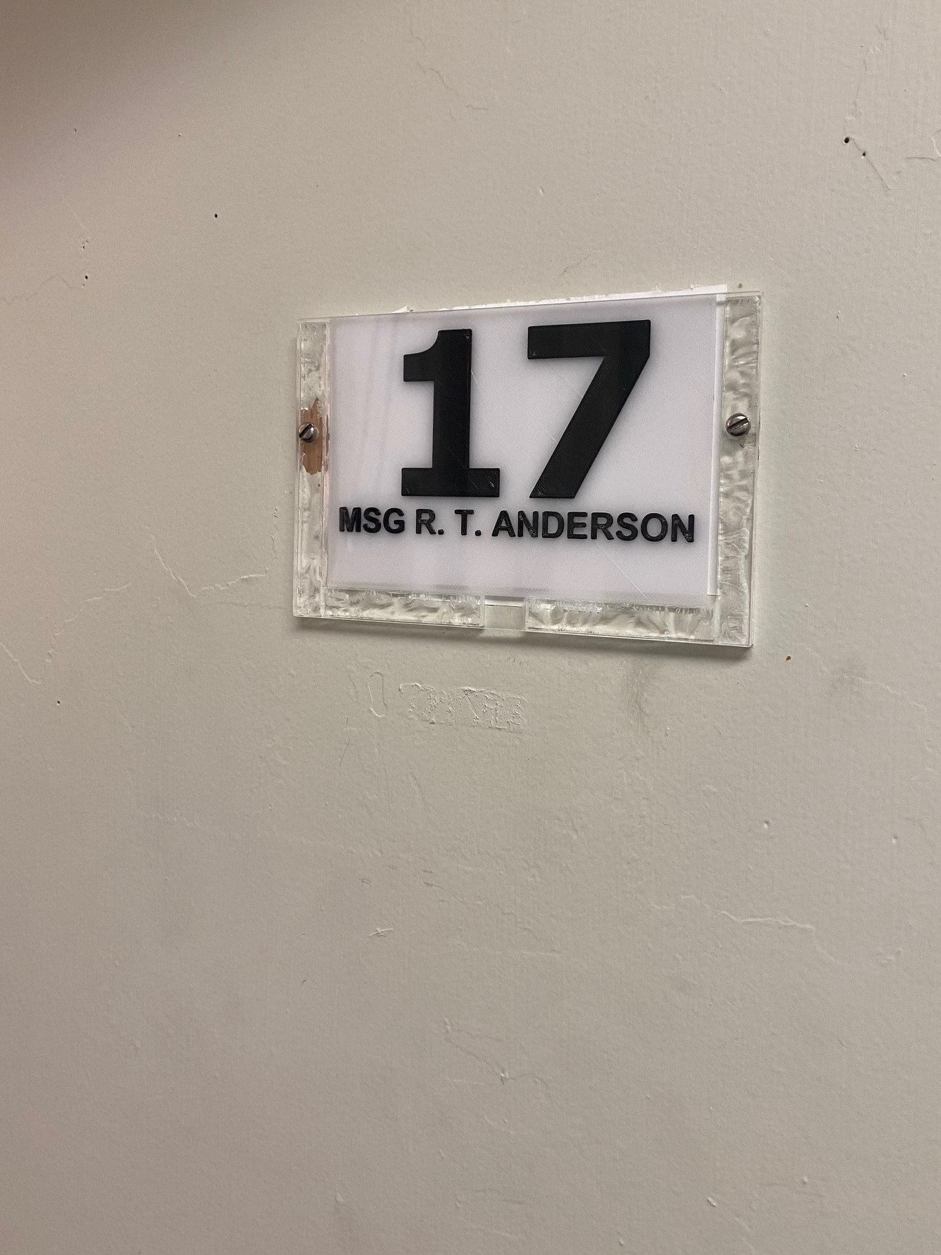 Door Tag (I'm not knocking on Heaven's door !)