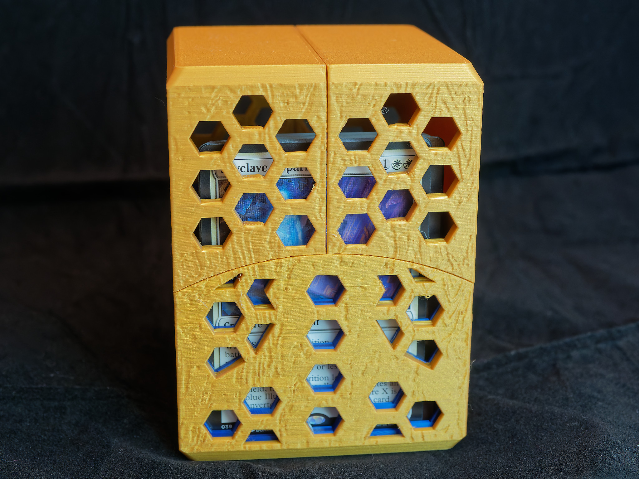 'See-Through' Commander Geared Deck Box With Magnetic Latch.