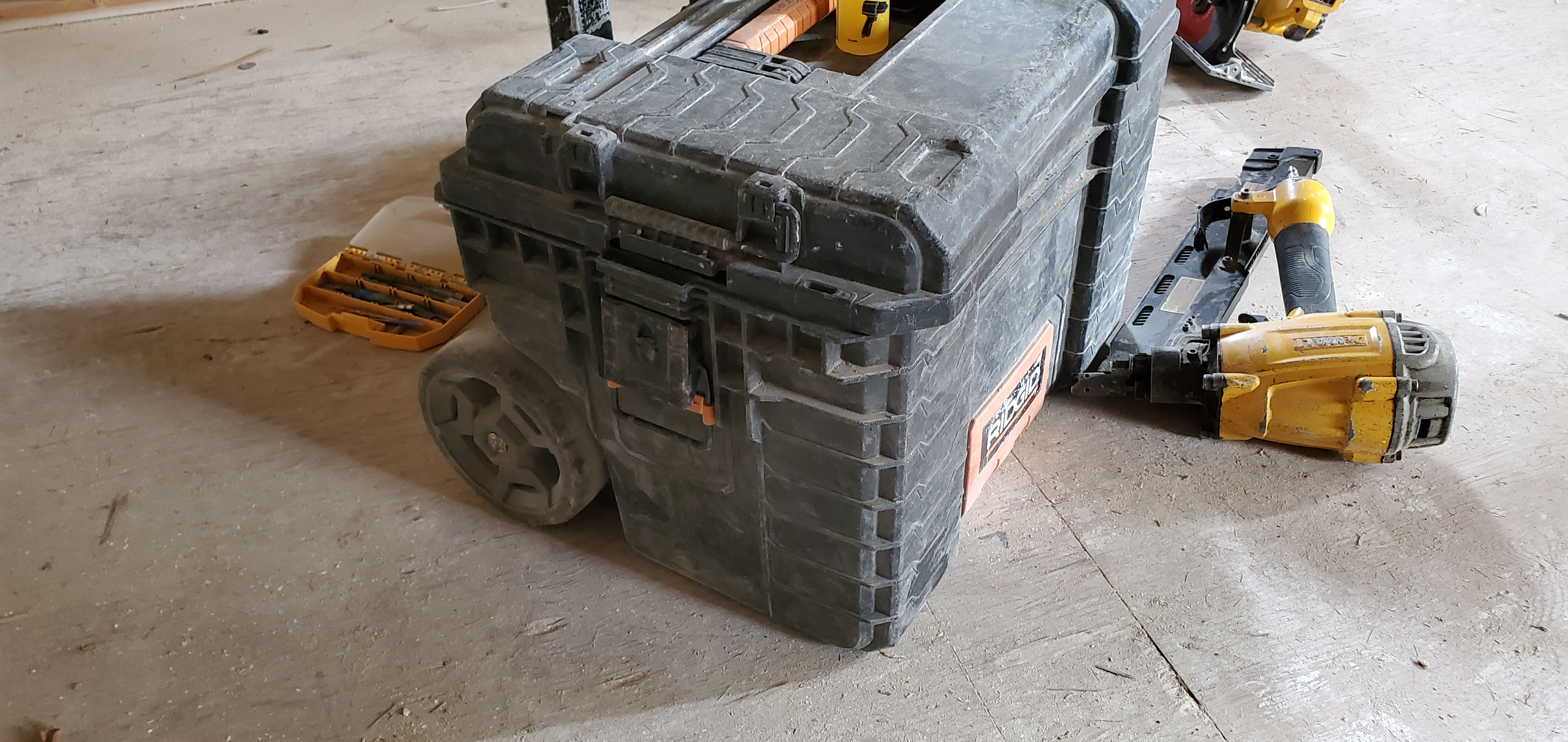 Ridgid tool box on sale replacement wheels