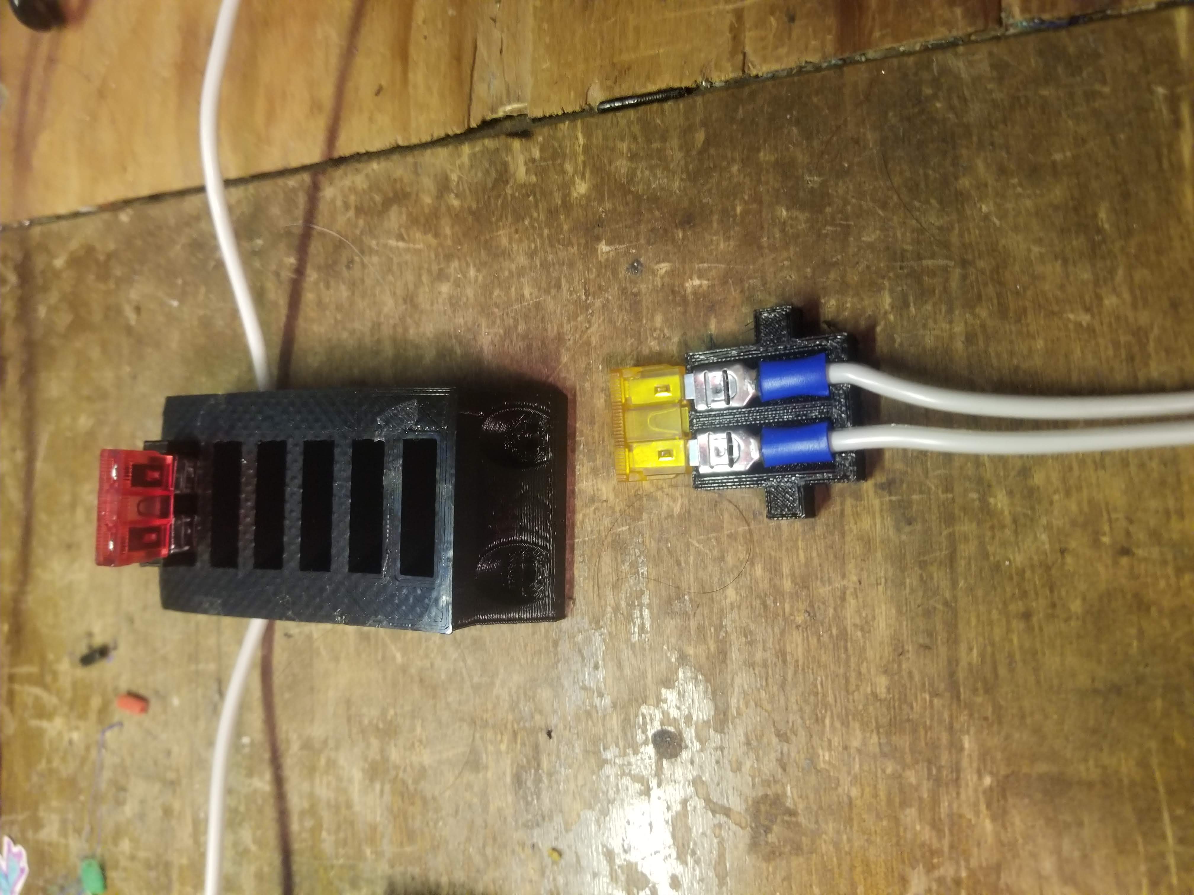 Blade Connector Fuse Holder