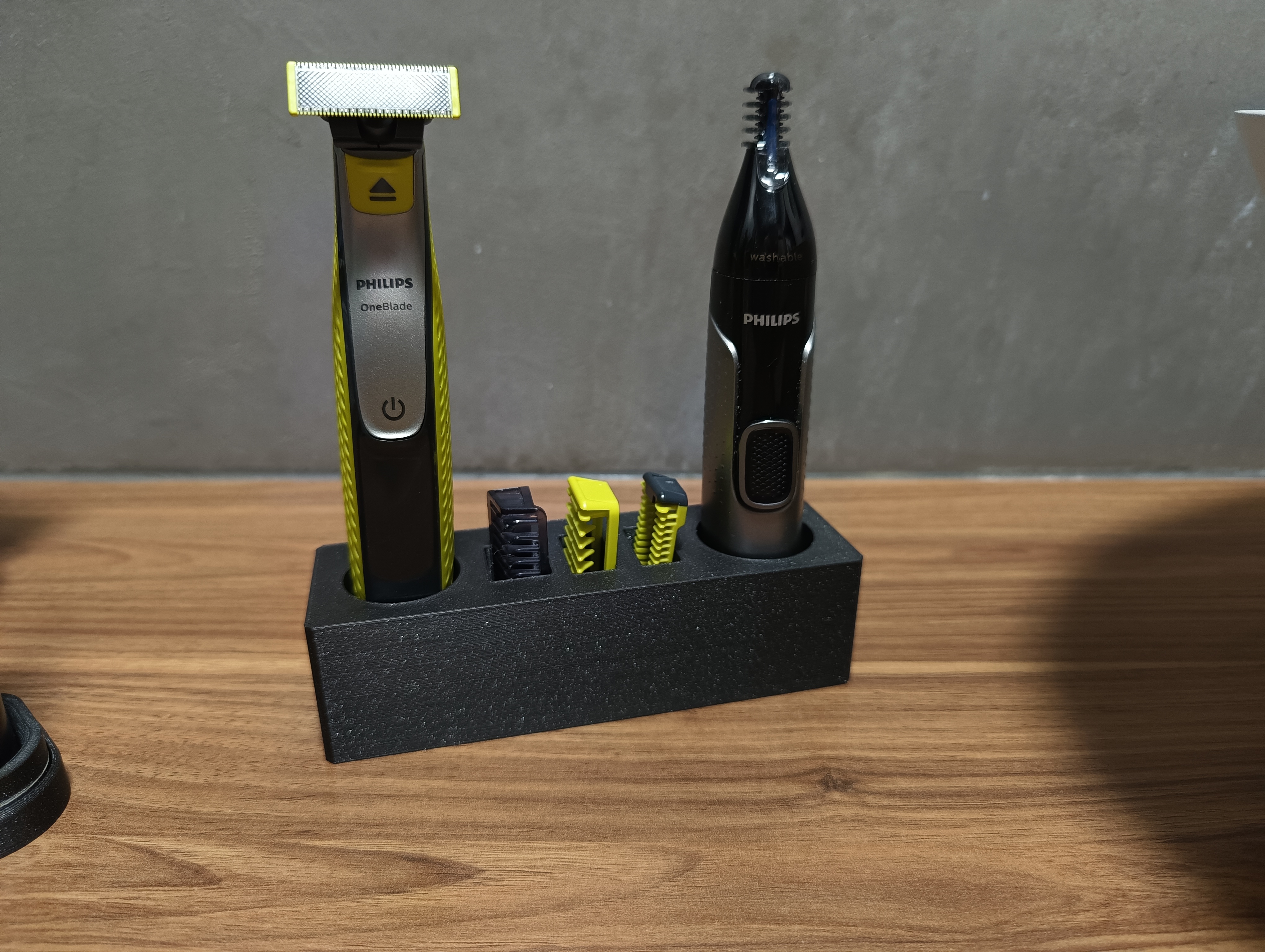 Philips OneBlade + Philips NT3650/16 Stand