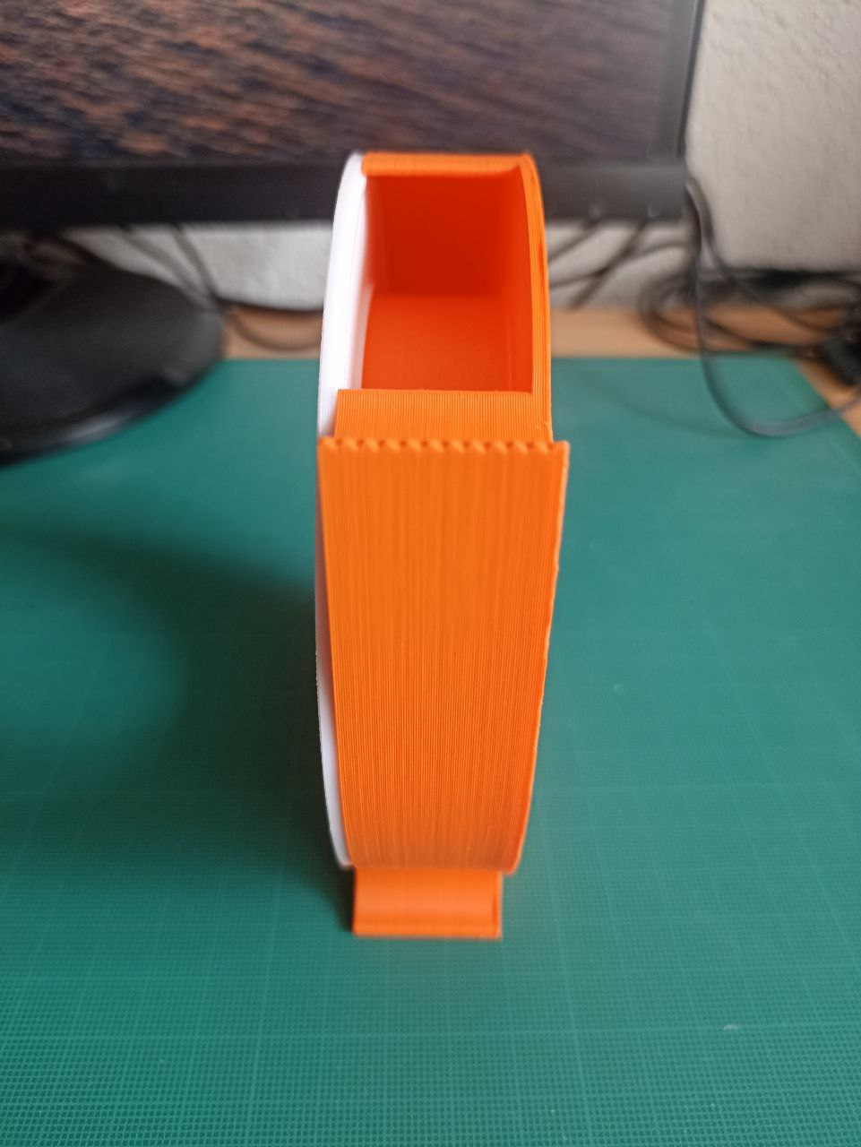Kapton Tape Dispenser by belittlemaker Download free STL model