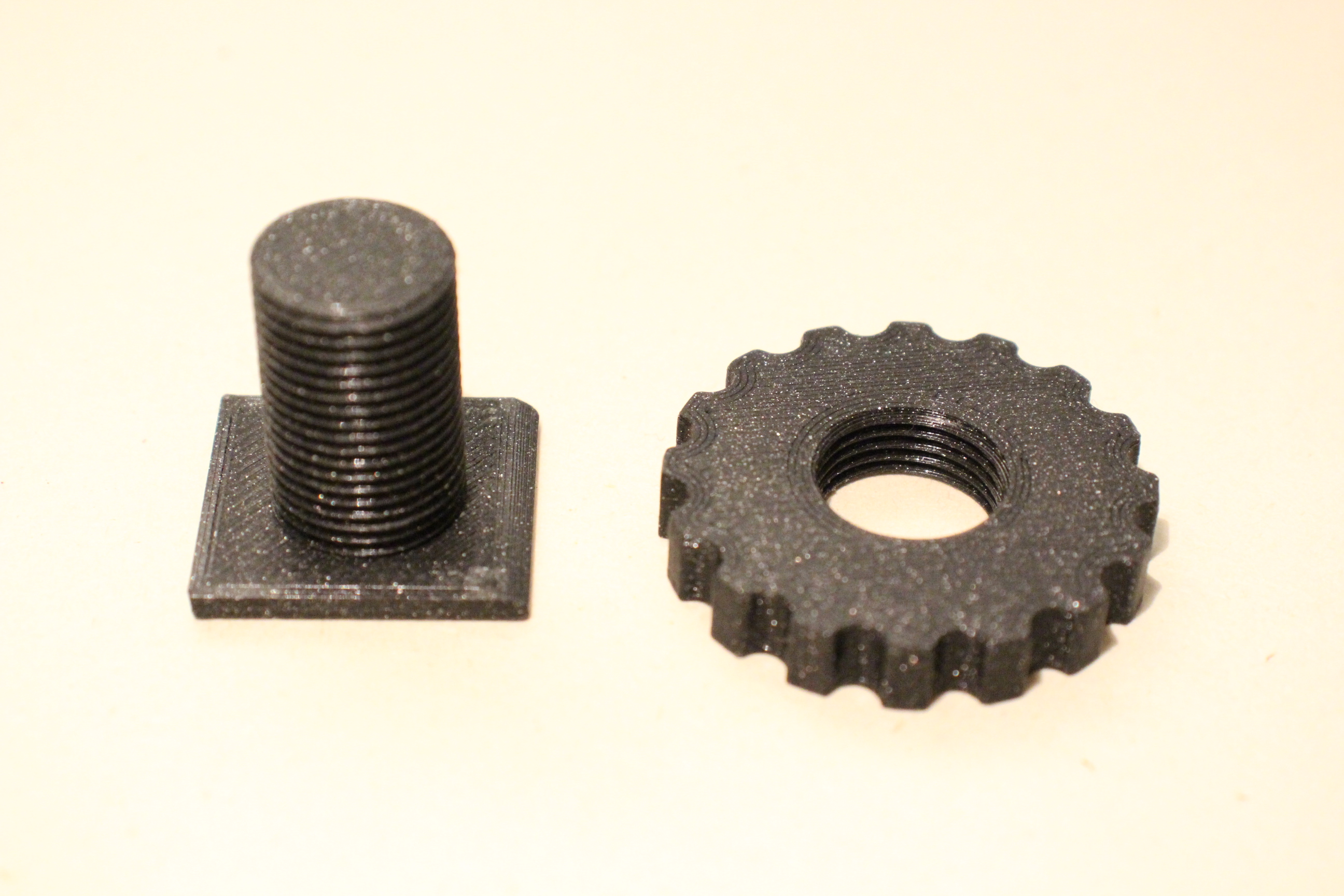 Hot shoe plate with screw by uxomm Download free STL model