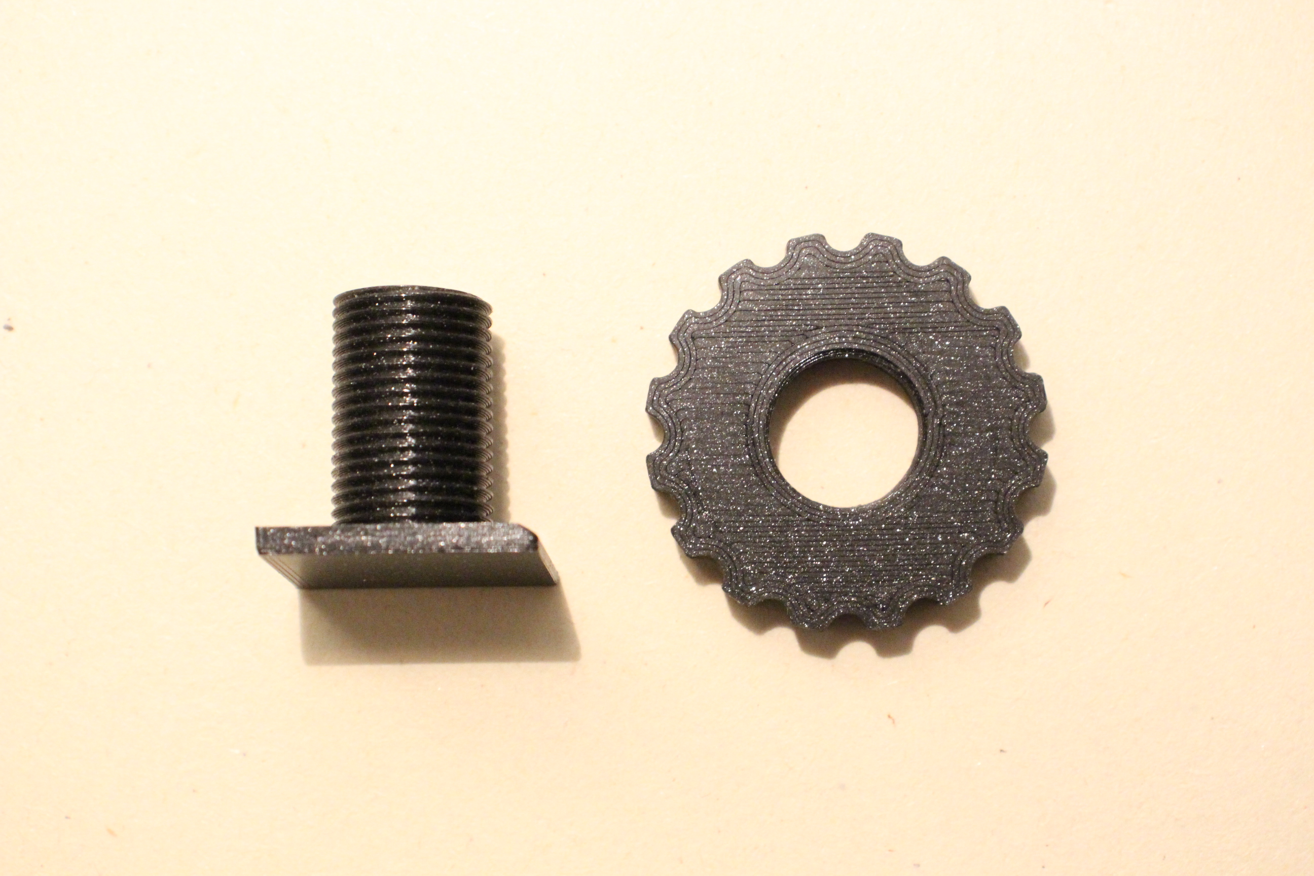 Hot shoe plate with screw by uxomm Download free STL model