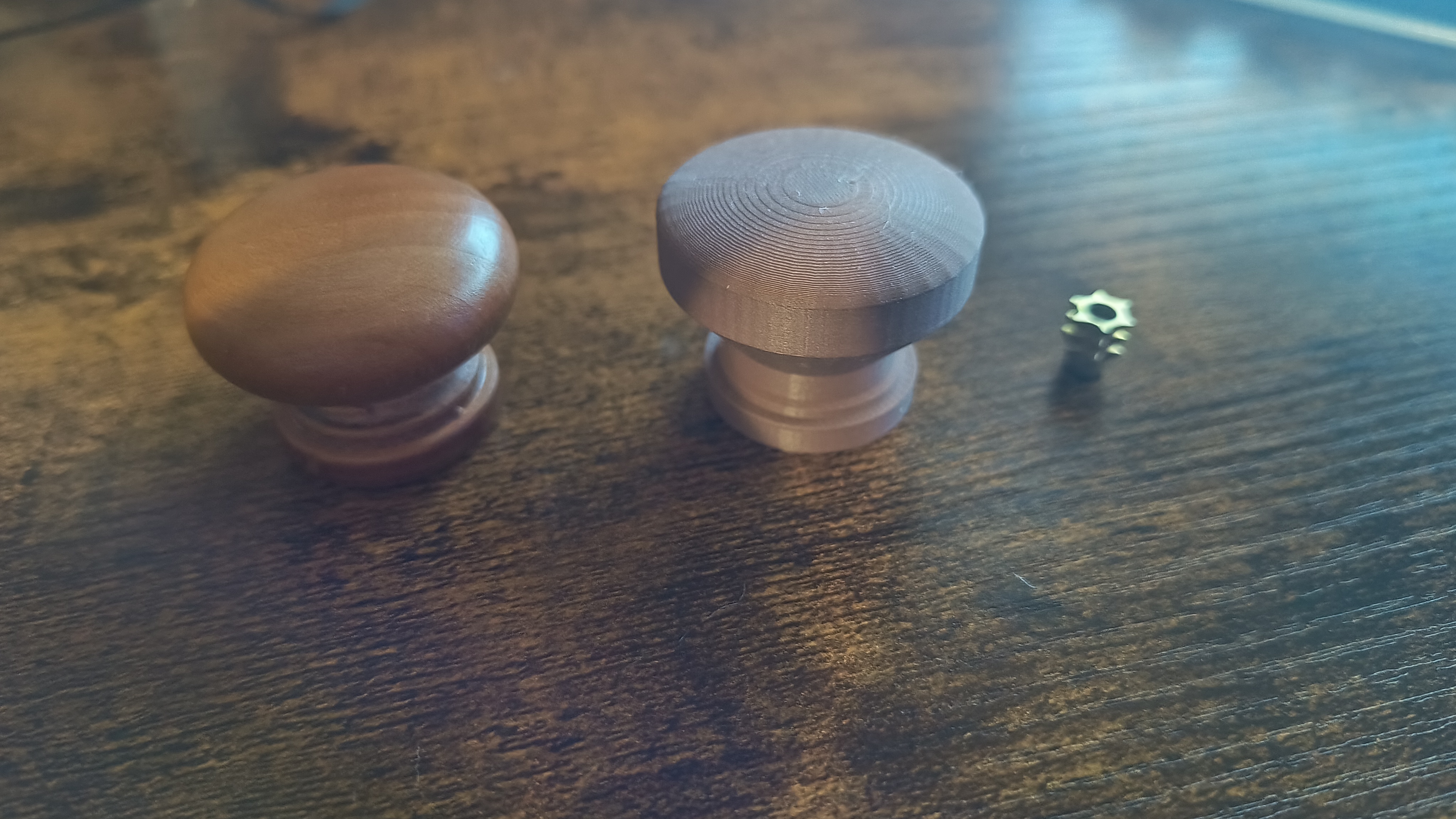 dresser knob