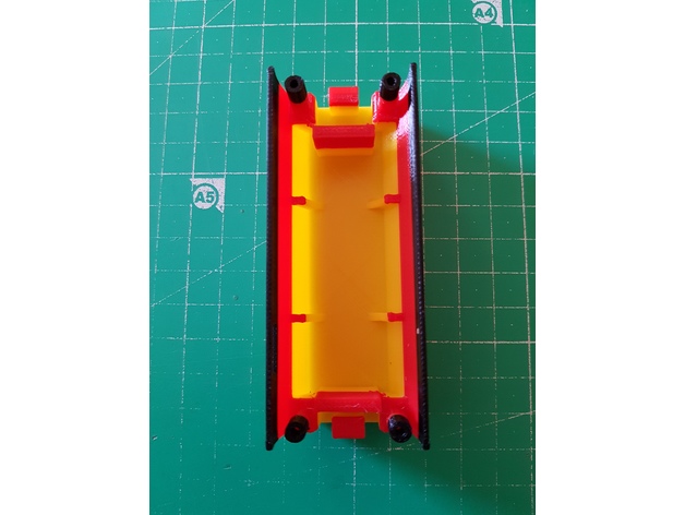 Miniatura 2 do modelo 3D TBS Tracker back Cover