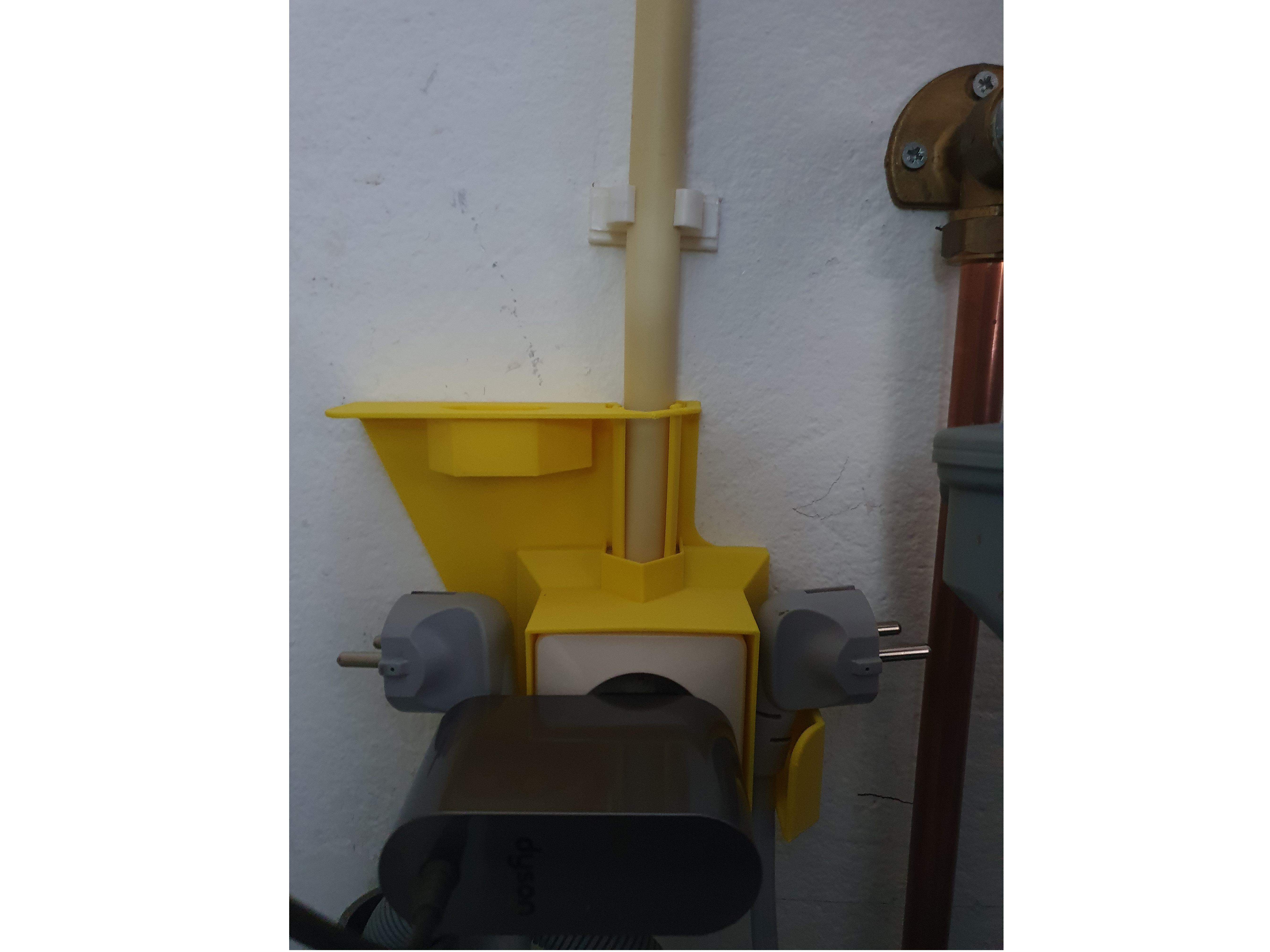 Miniatura 3 do modelo 3D Wall socket organizer