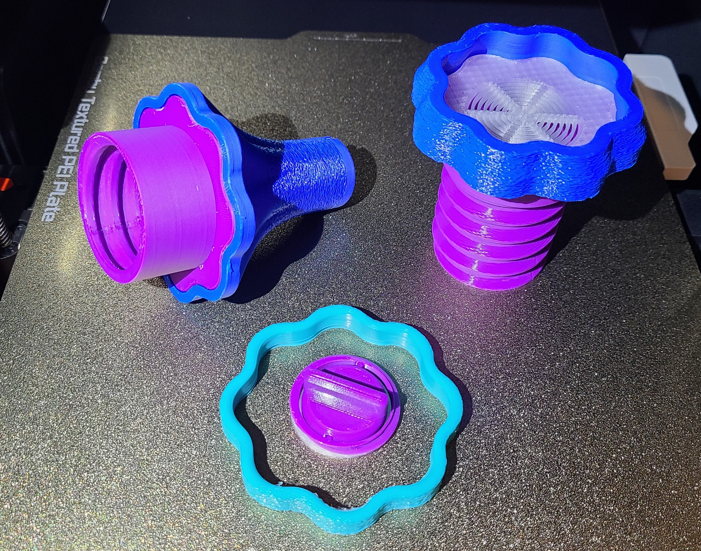 Ergonomic Grips for Adjustable Spool Holder 3D model thumbnail