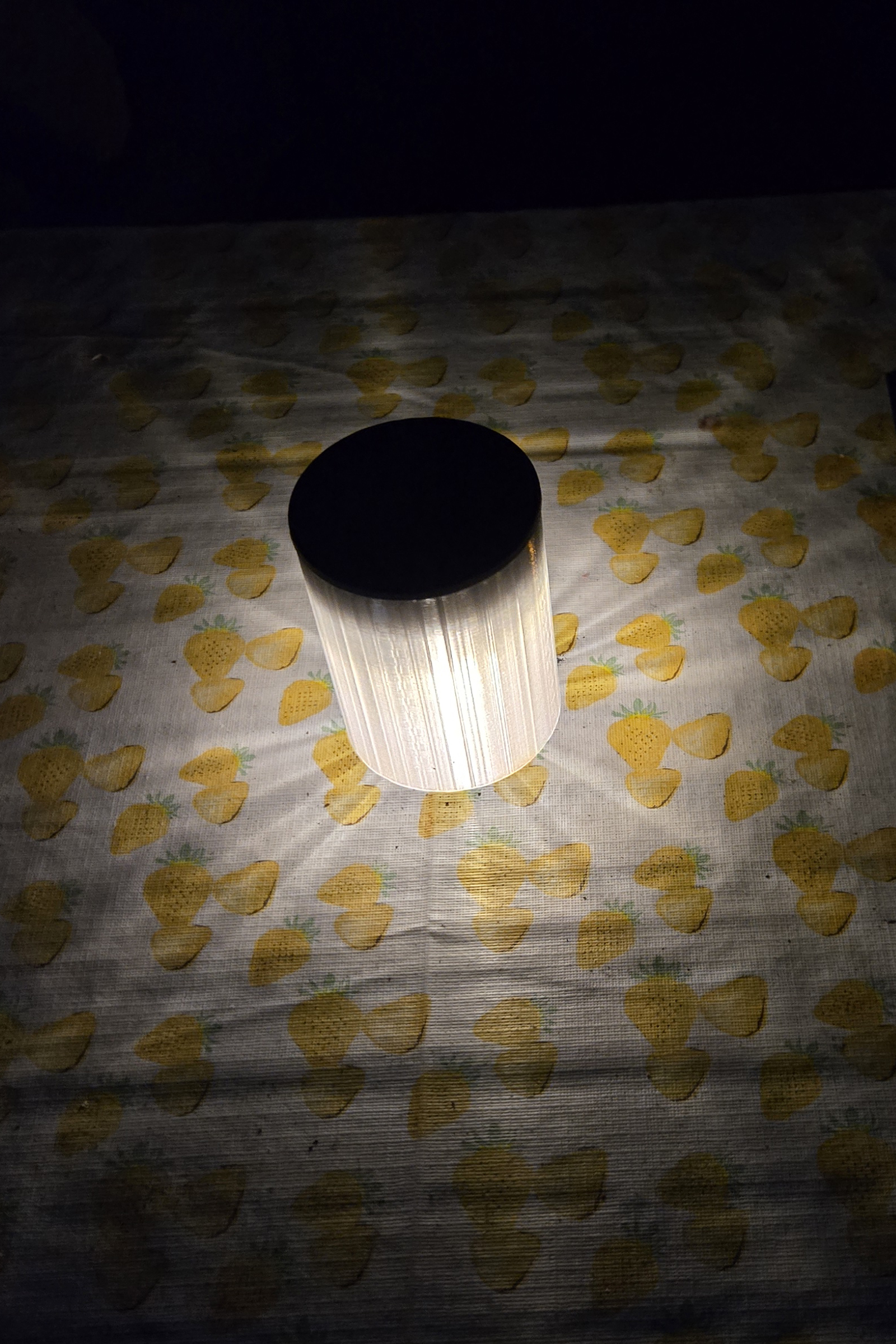 Einfache Solar LED Tischlampe 3D model