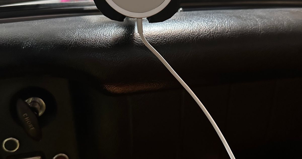 mg-midget-or-mgb-magsafe-phone-mount-by-print-it-download-free-stl