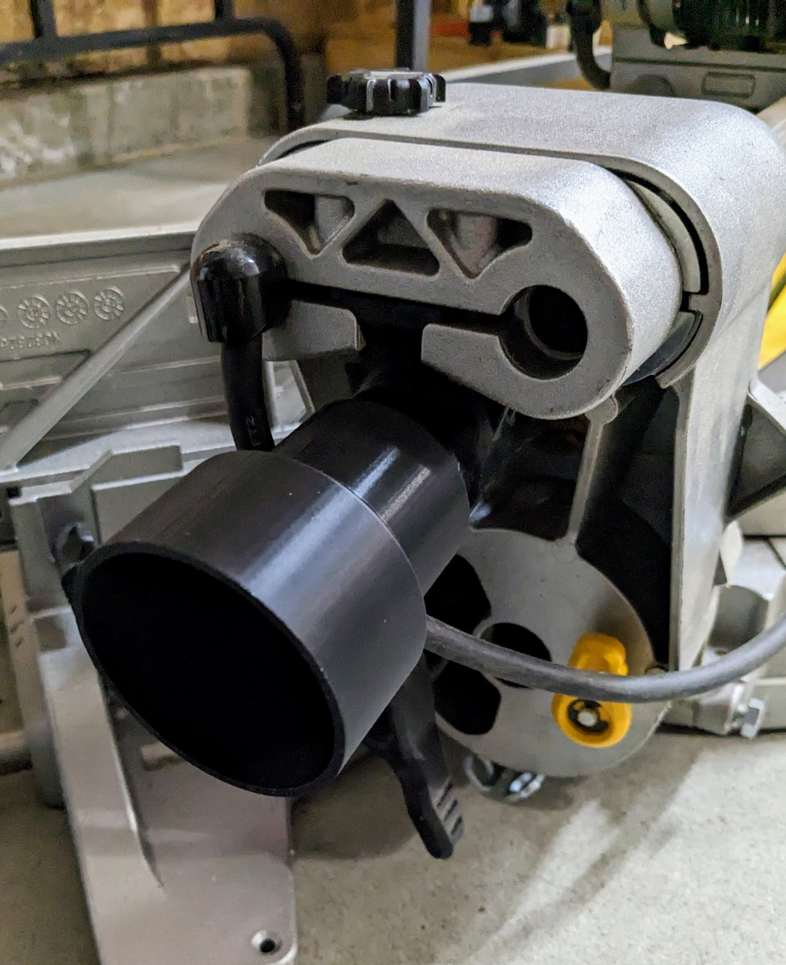 Dewalt DWS779 miter saw Shop Vac Adapter 2.5" by Geoff Pedder