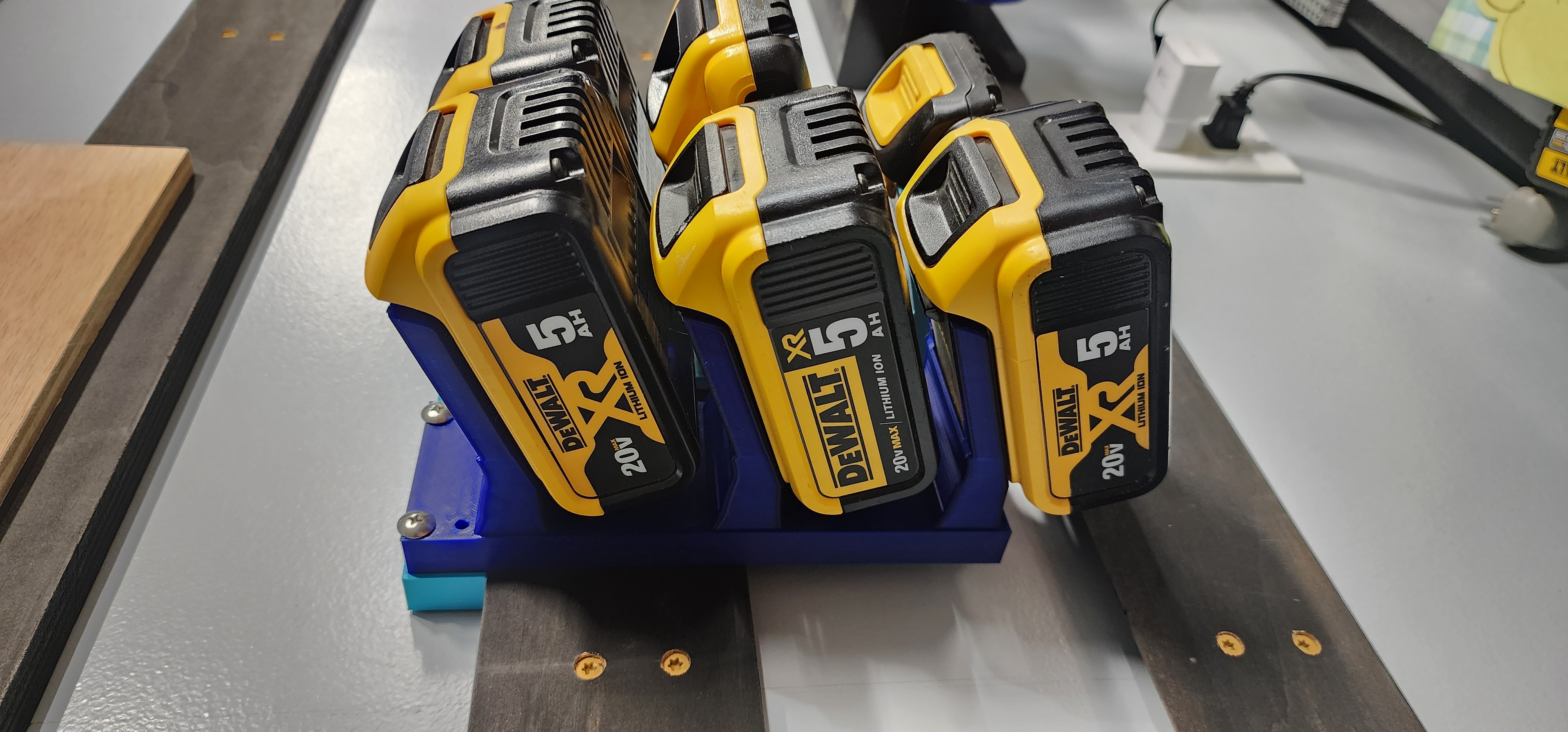 Dewalt battery holder by Ryan Download free STL model