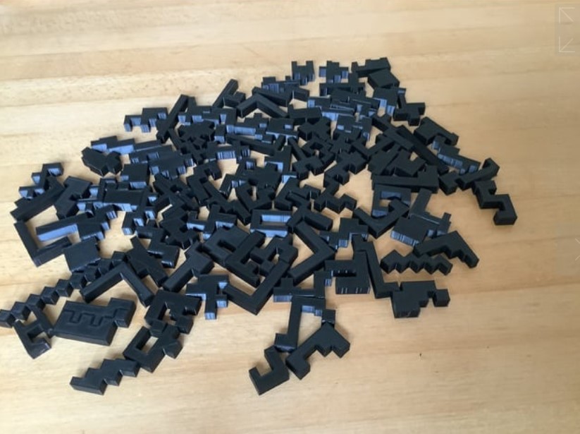a puzzle with 100 pcs.
