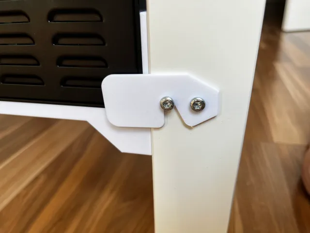 Simple latch for PSU mounting (Lack enclosure)