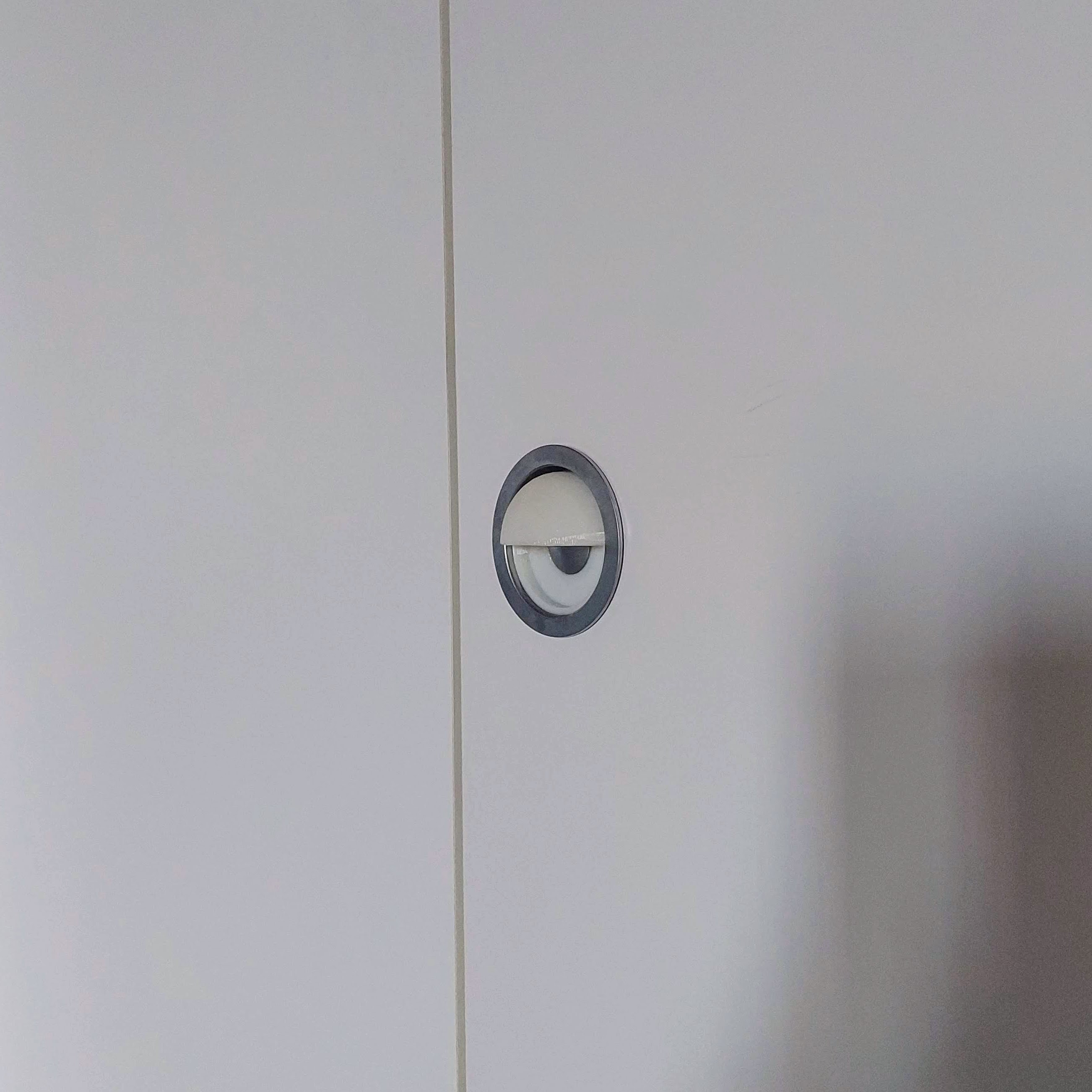 Bifold door flush pull handle (Mandelli 1038T or similar) by Daniele