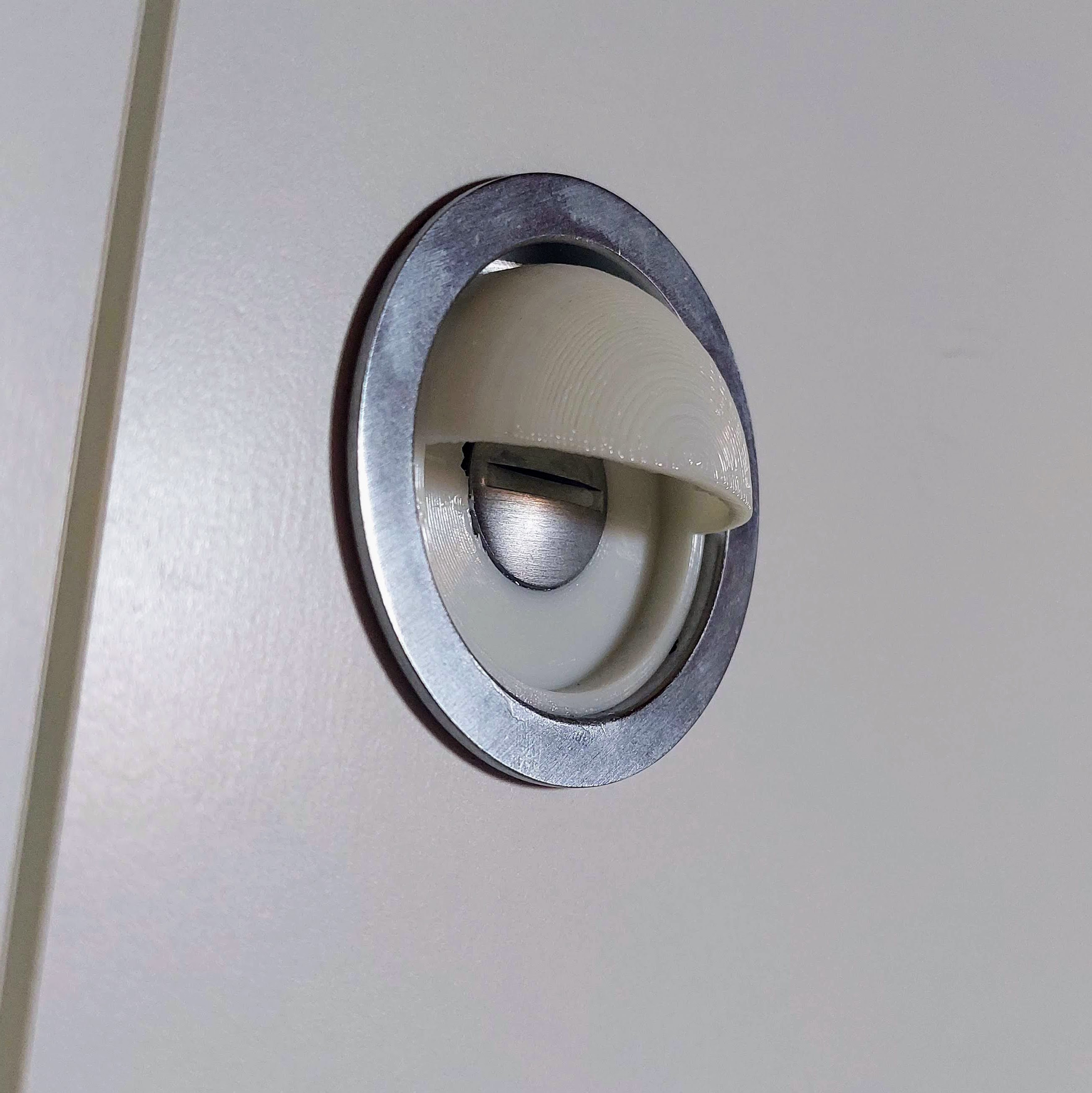 Bifold door flush pull handle (Mandelli 1038T or similar) by Daniele