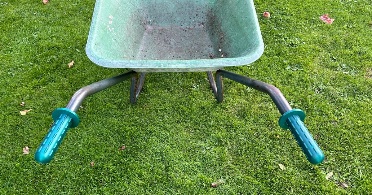 Wheelbarrow handles (Schubkarrengriffe) by KD Download free STL model