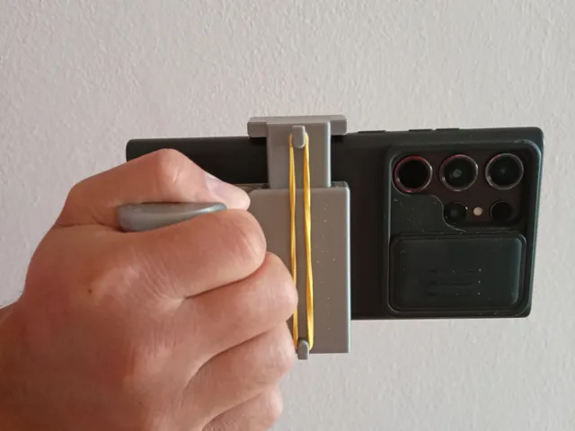 Universal mobile phone holder / Držák pro mobil