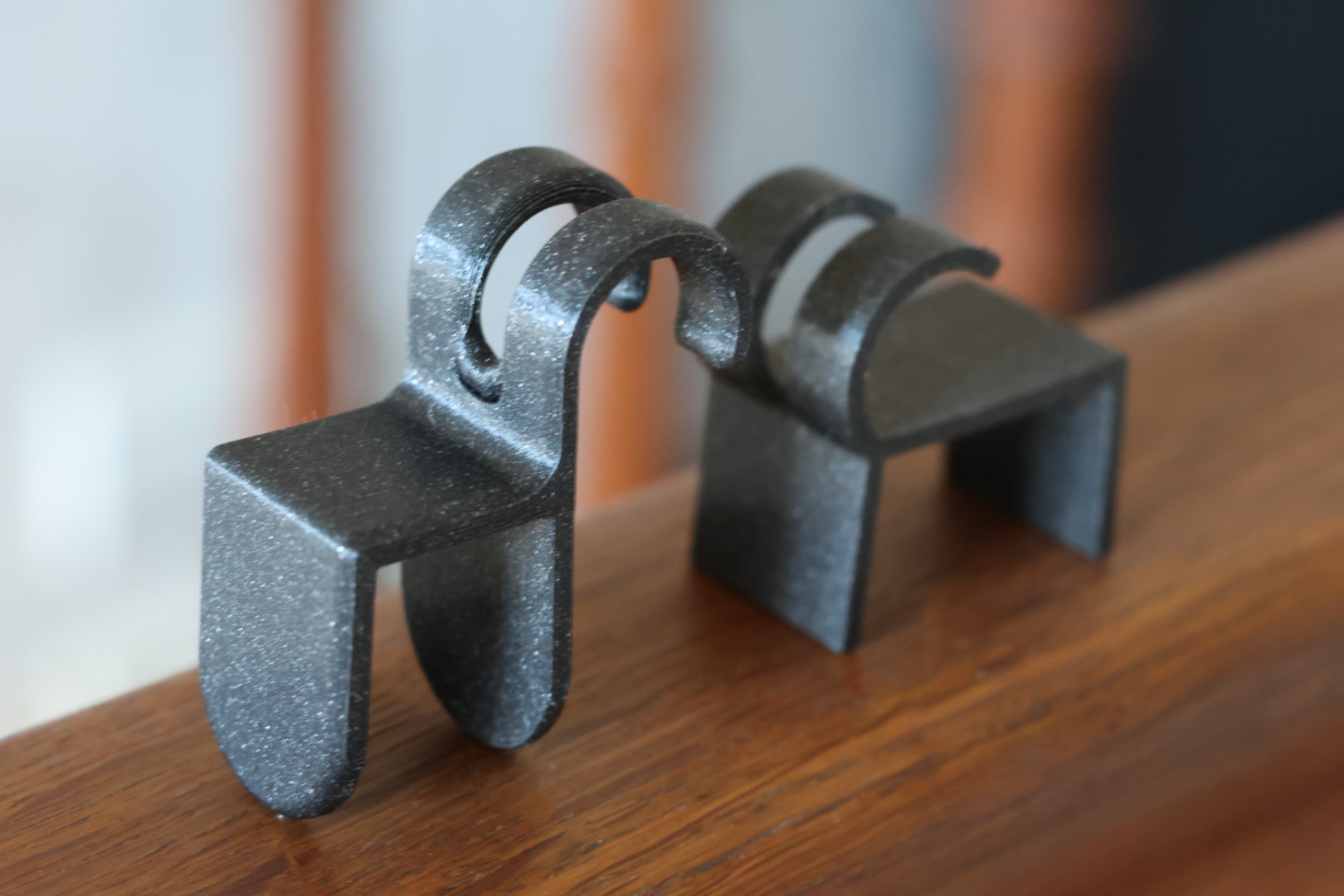 Miniatura 5 do modelo 3D Support de câble pour table - table cable holder