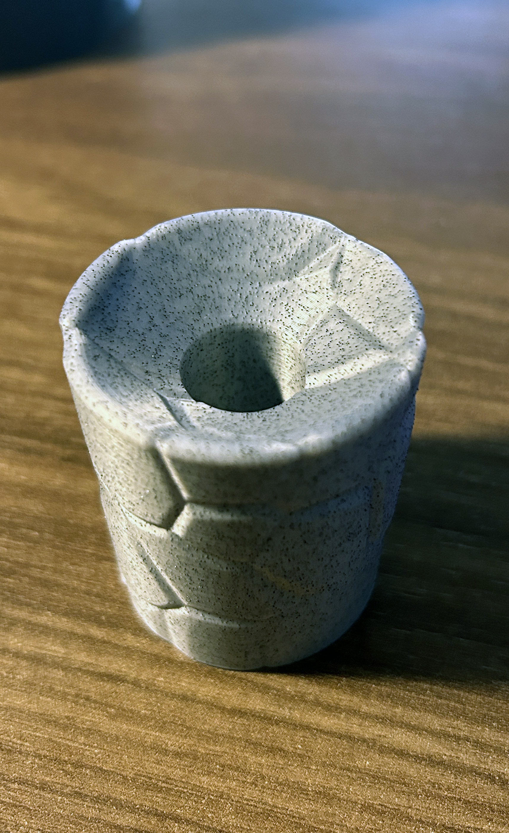 Cintiq / Tablet Pen Stand/Holder Rock Voronoi Texture