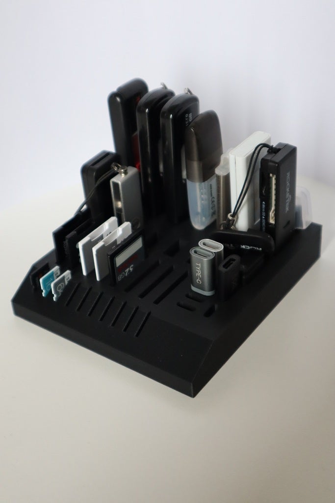 USB, SD, MicroSD holder by MaOl | Download free STL model | Printables.com