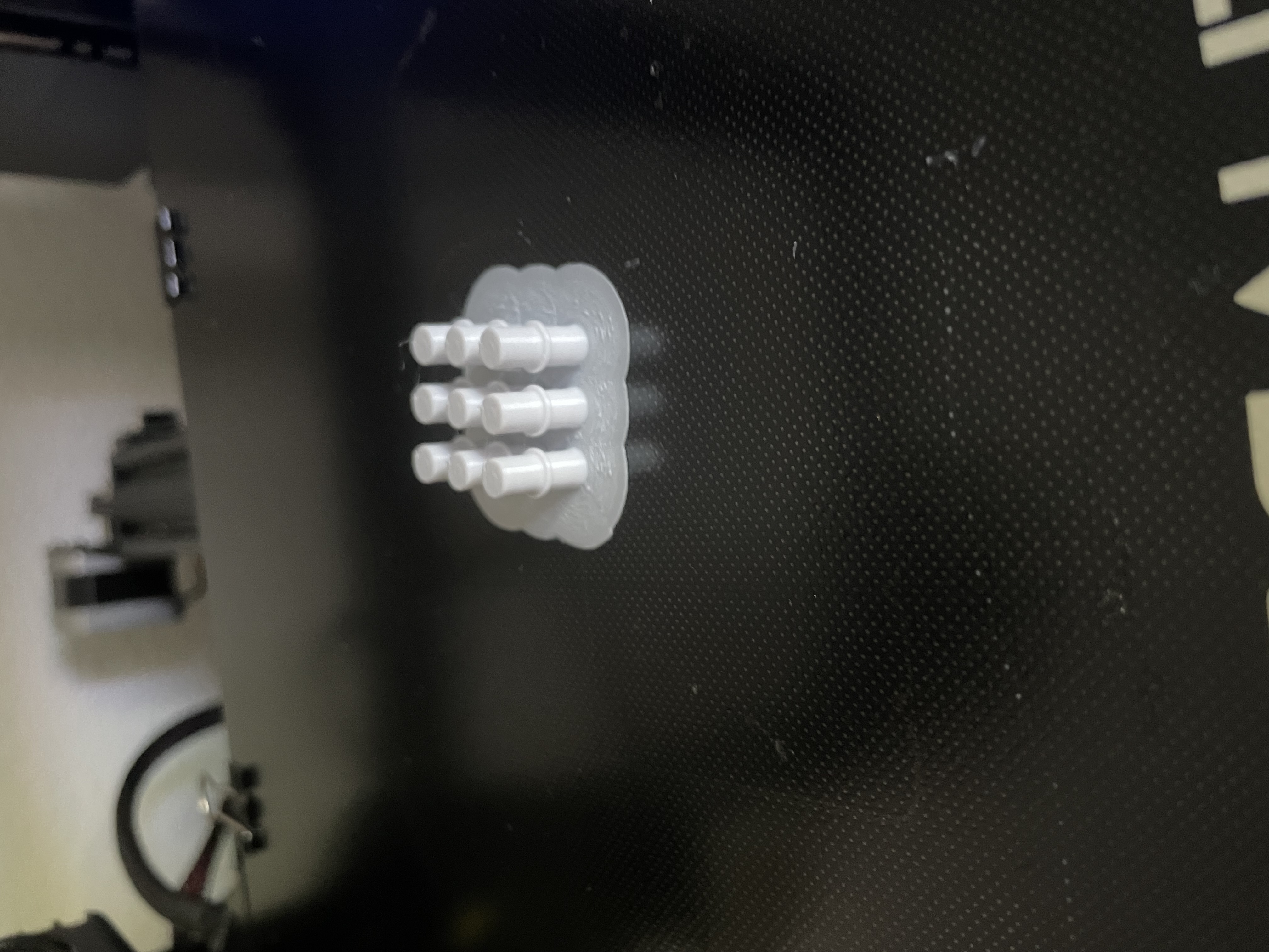 simple 5mm shelf pins
