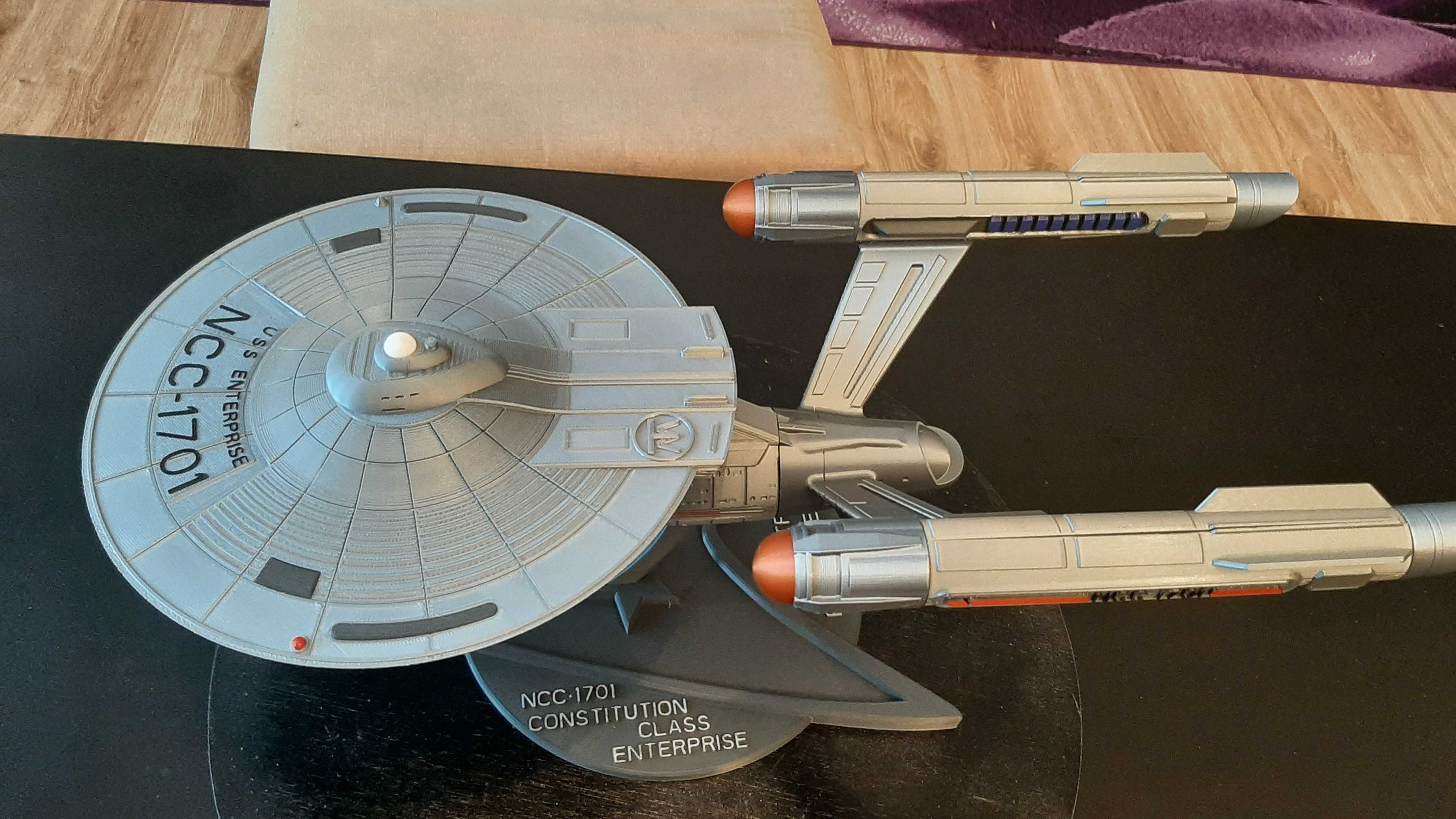 Miniatura 2 do modelo 3D Enterprise Constitution Class