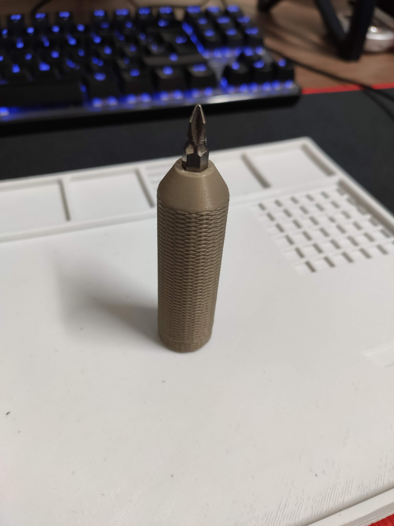 EDC Bit Driver remix by Jhonas | Download free STL model | Printables.com