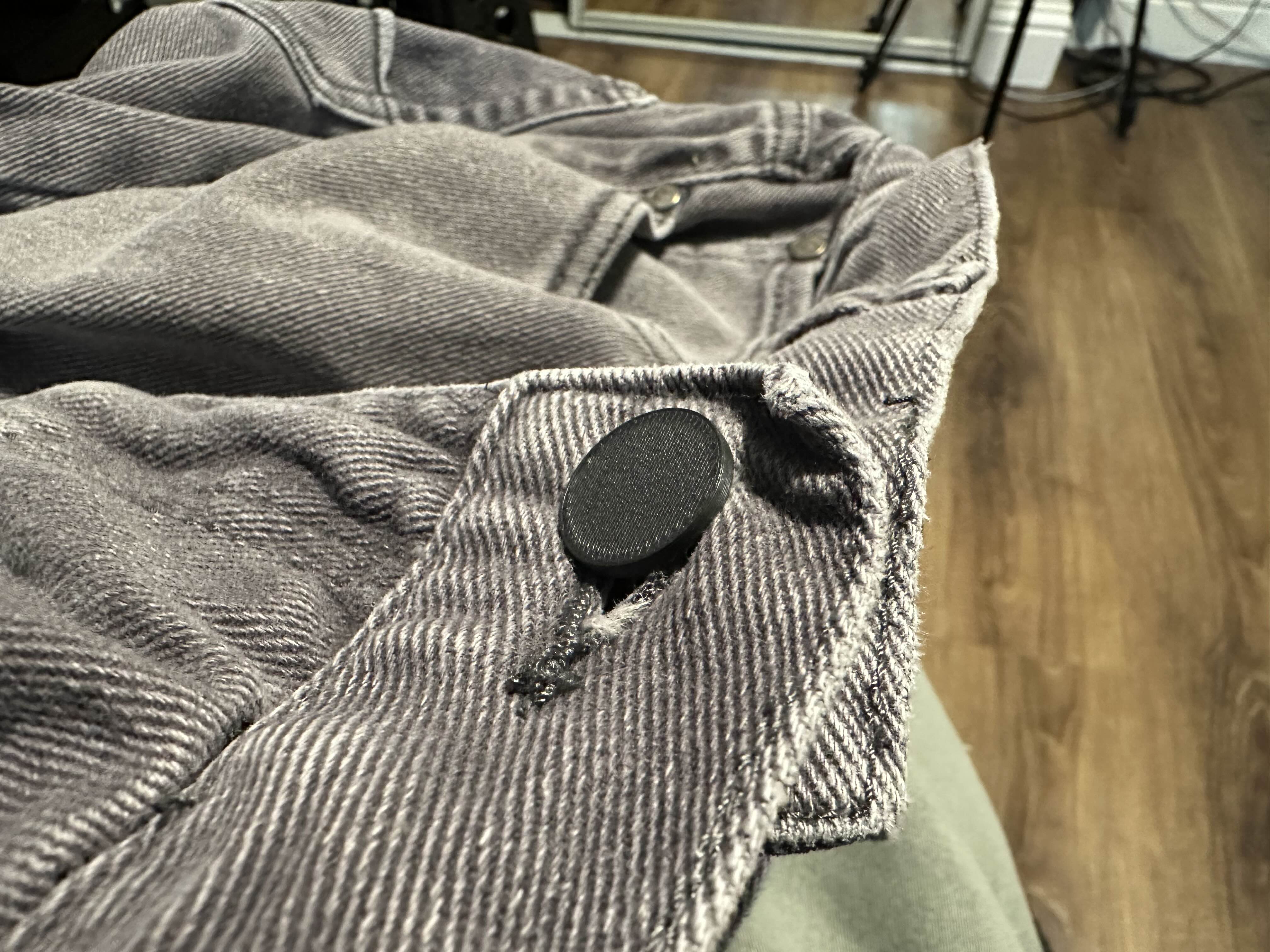 No-Sew Button