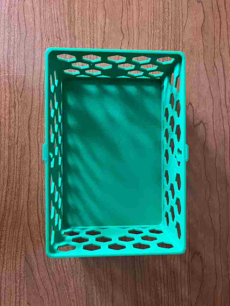 Miniatura 2 do modelo 3D Rectangular organizer with hexagonal honeycomb pattern