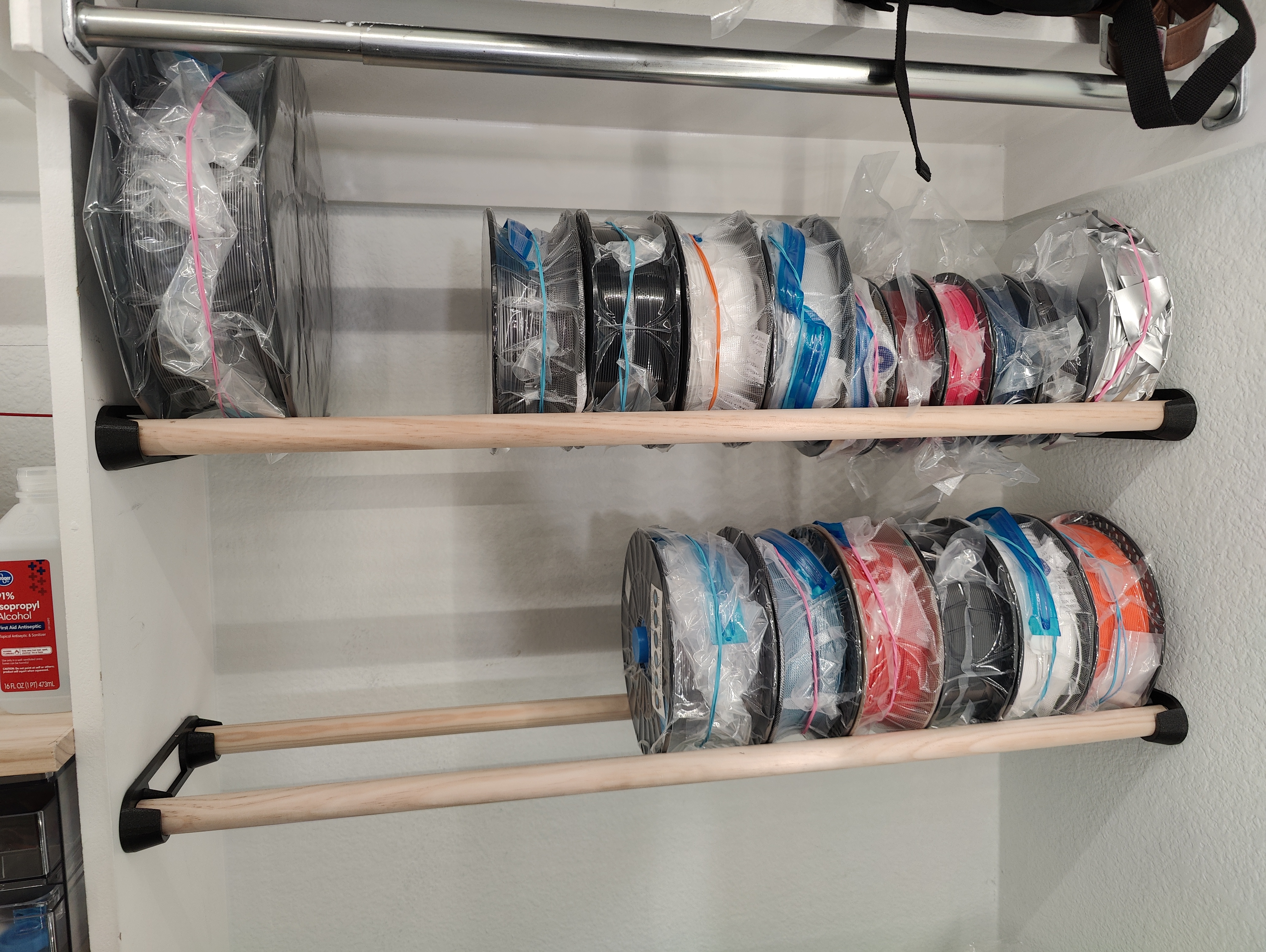 Filament Shelf Bracket (inside corner wall mount)