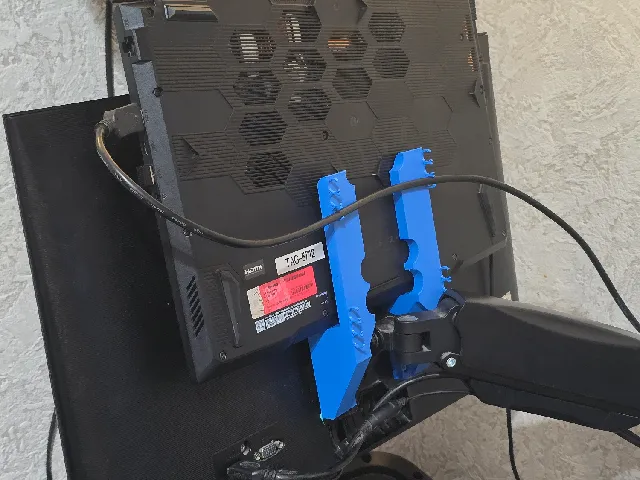 Laptop mount VESA 100/75 long version