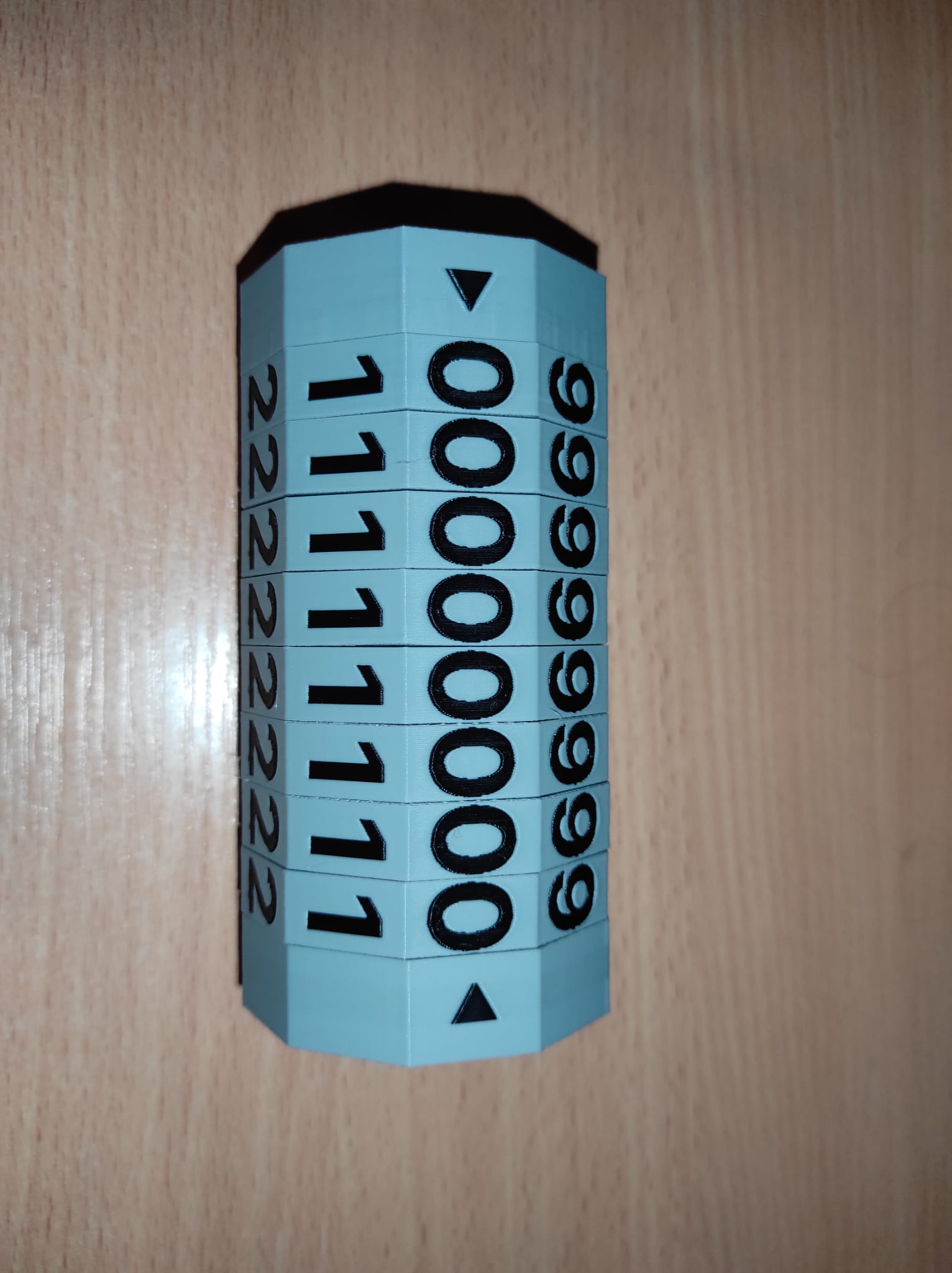 Eight digit numeric cryptex