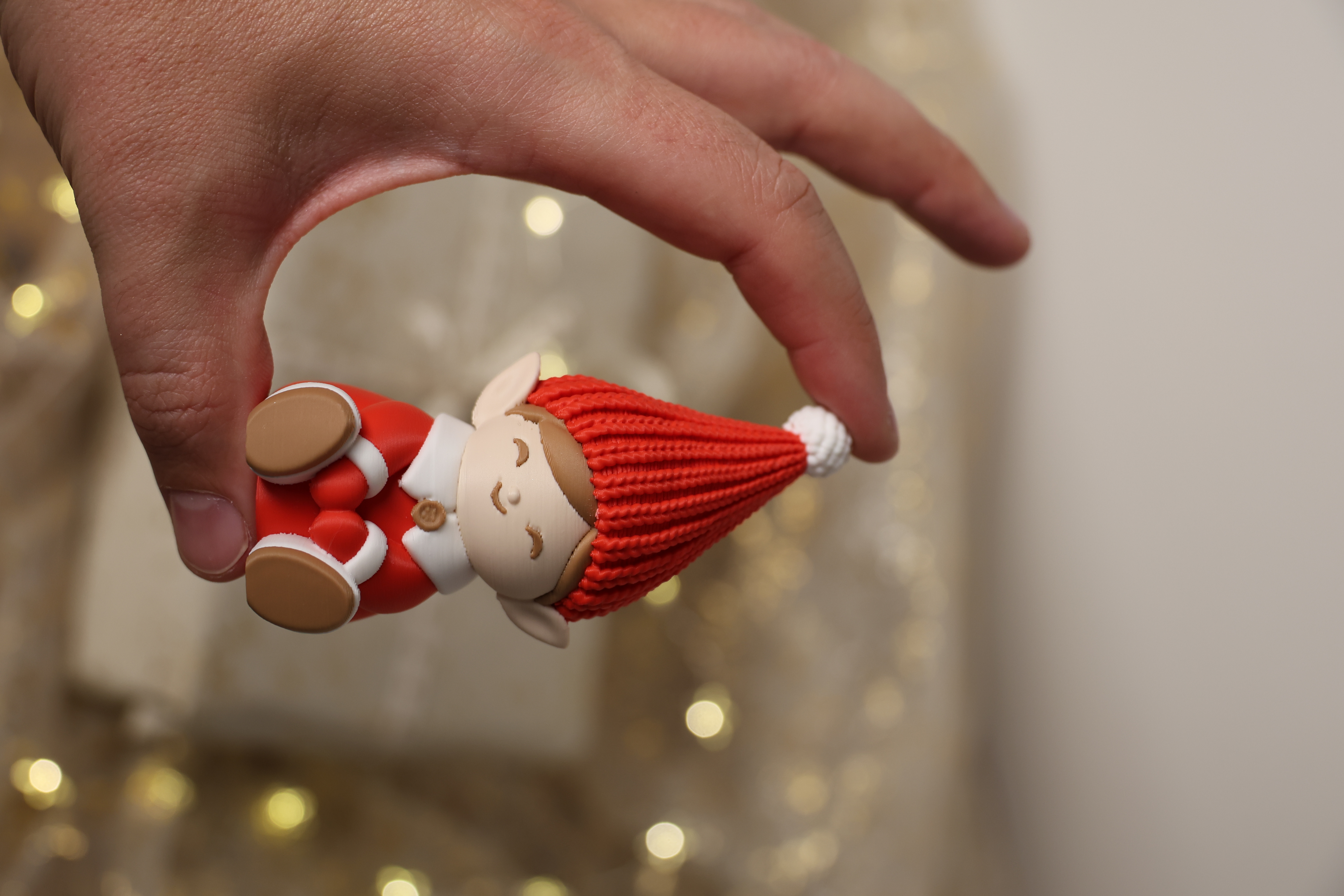 Christmas Elf with Knitted Hat and Pom-Pom — thumbnail 5