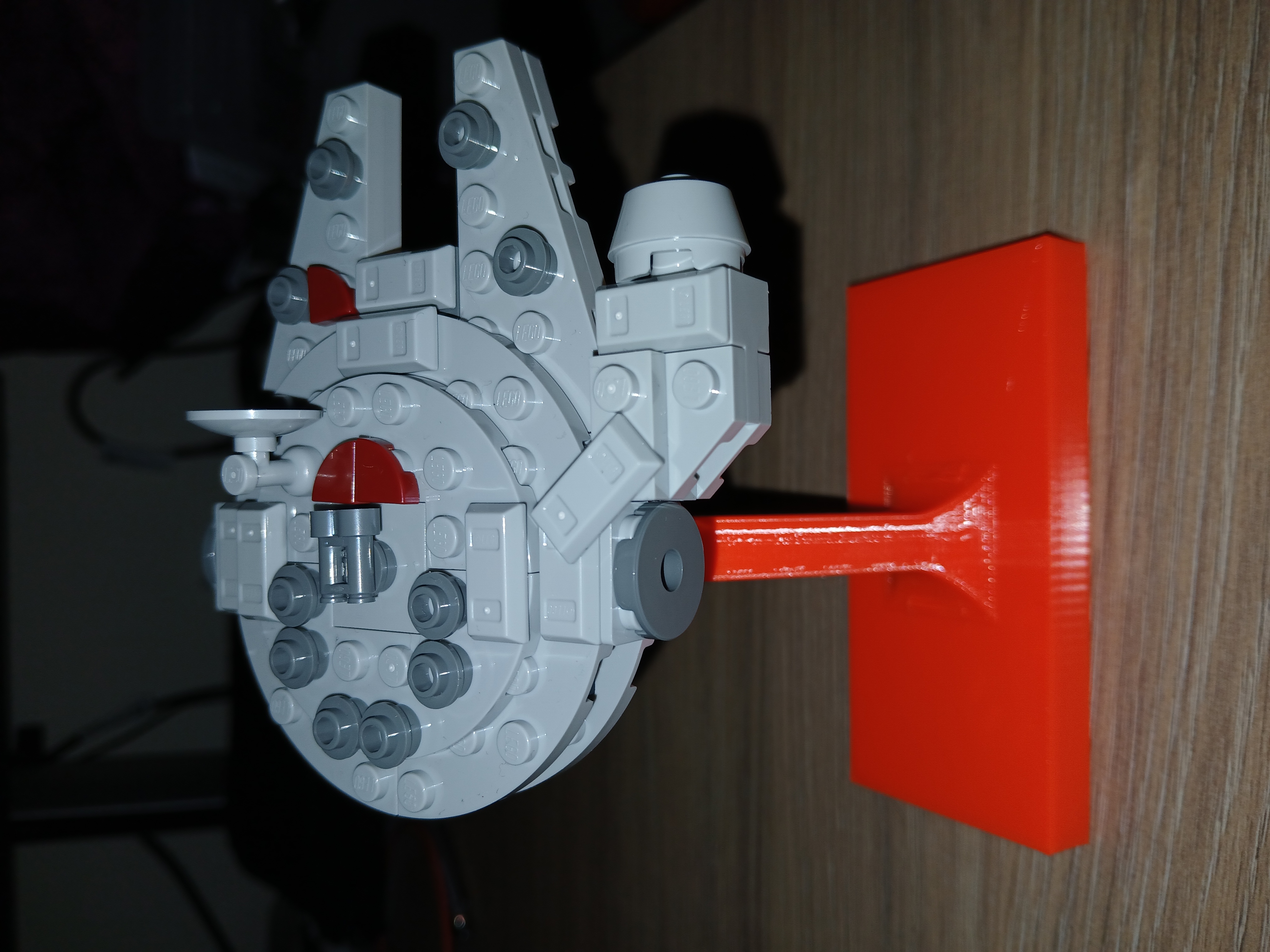 Remix of Lego Star Wars Mini Millennium Falcon 30708 stand